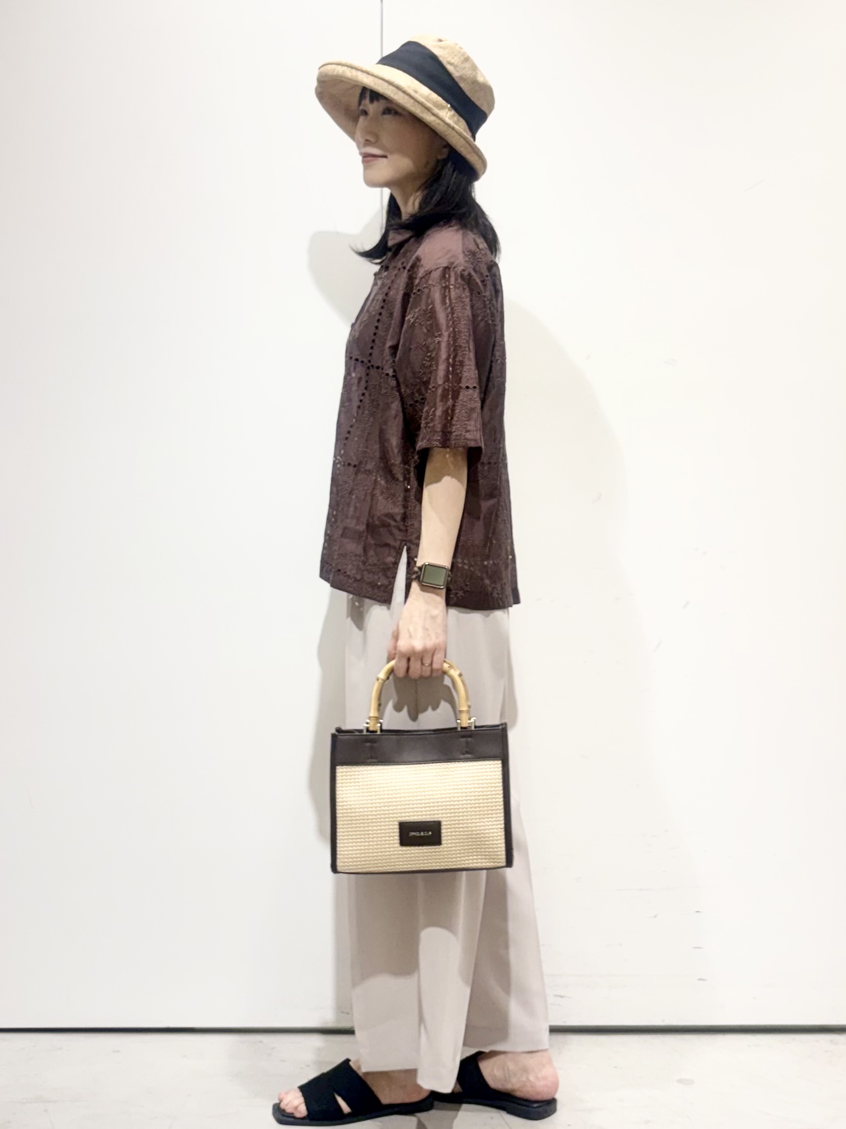 Jさんの「OPAQUE.CLIP｜刺繍ハーフスリーブシャツ／セットアップ対応可【洗濯機OK】」を使ったコーディネート