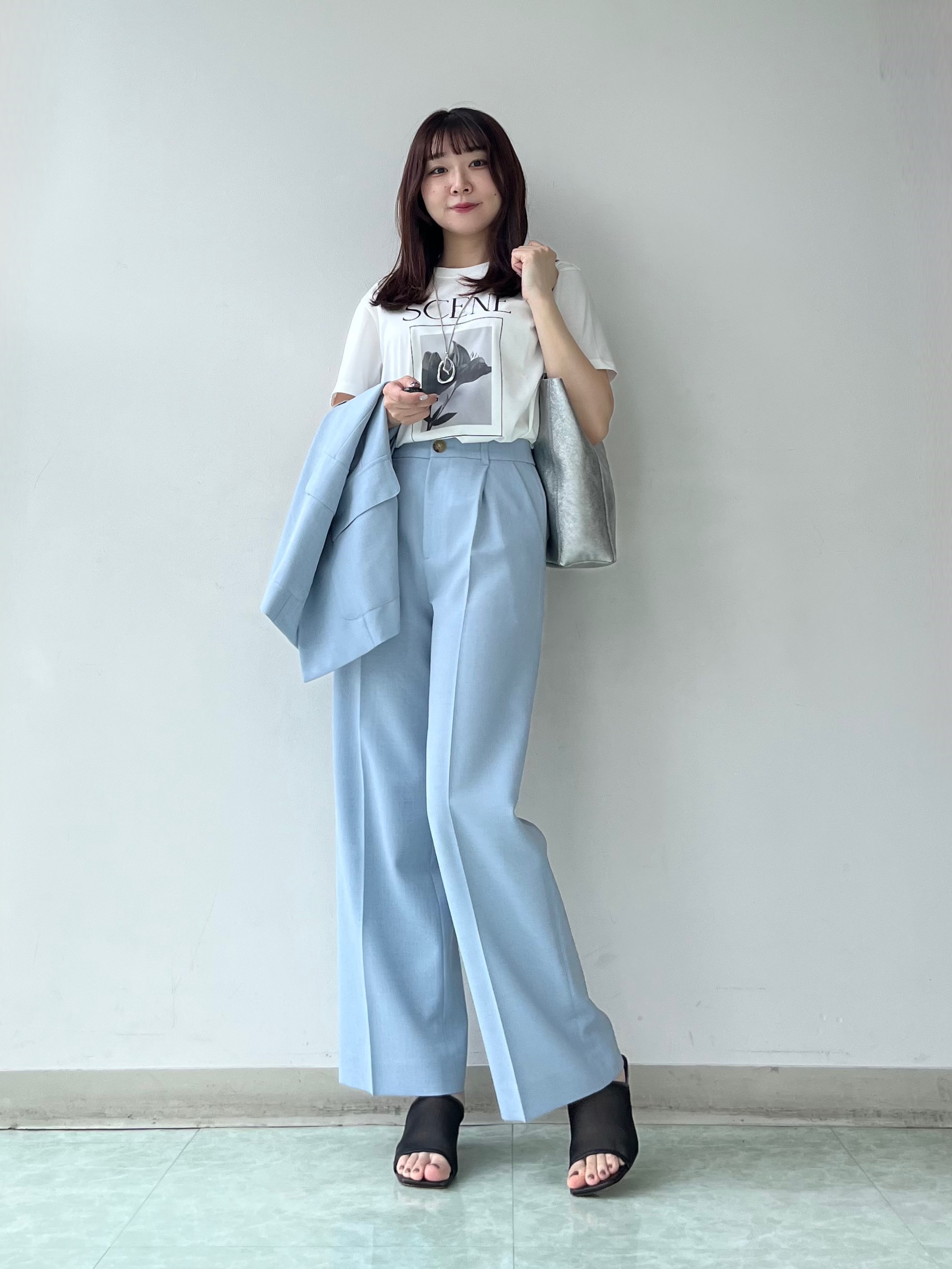 KAHOさんの「UNTITLED｜【セットアップ可/UV/接触冷感】スラブキーネックジレ」を使ったコーディネート