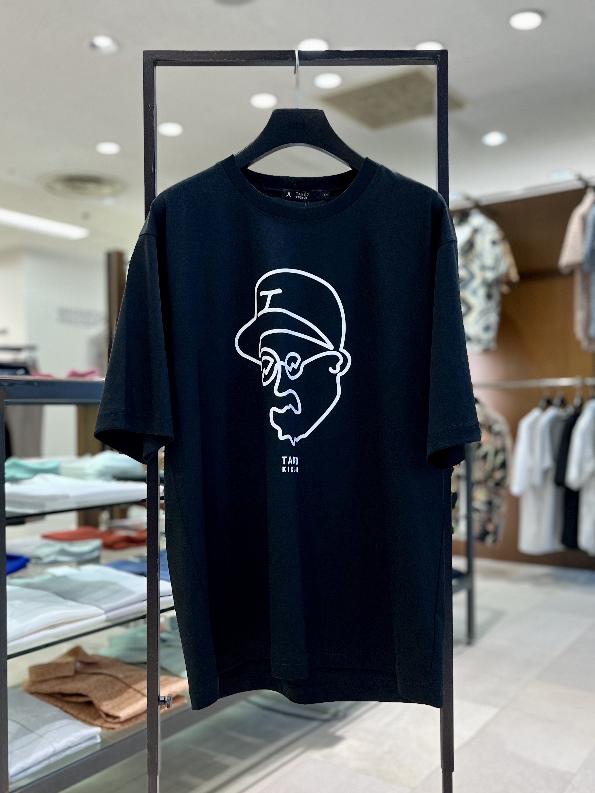 uedaさんの「TAKEO KIKUCHI｜【BOWLER HAT LABEL】アイスクリアコットン ワンストローク 半袖Tシャツ」を使ったコーディネート