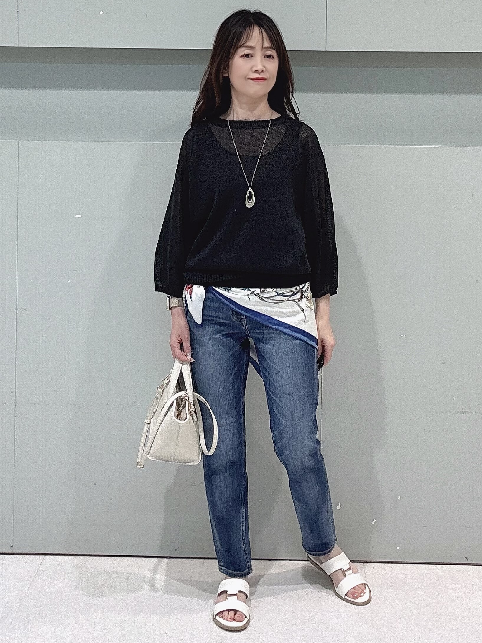 makiさんの「UNTITLED｜【洗える/ゆったり】クルーネックドライニット」を使ったコーディネート