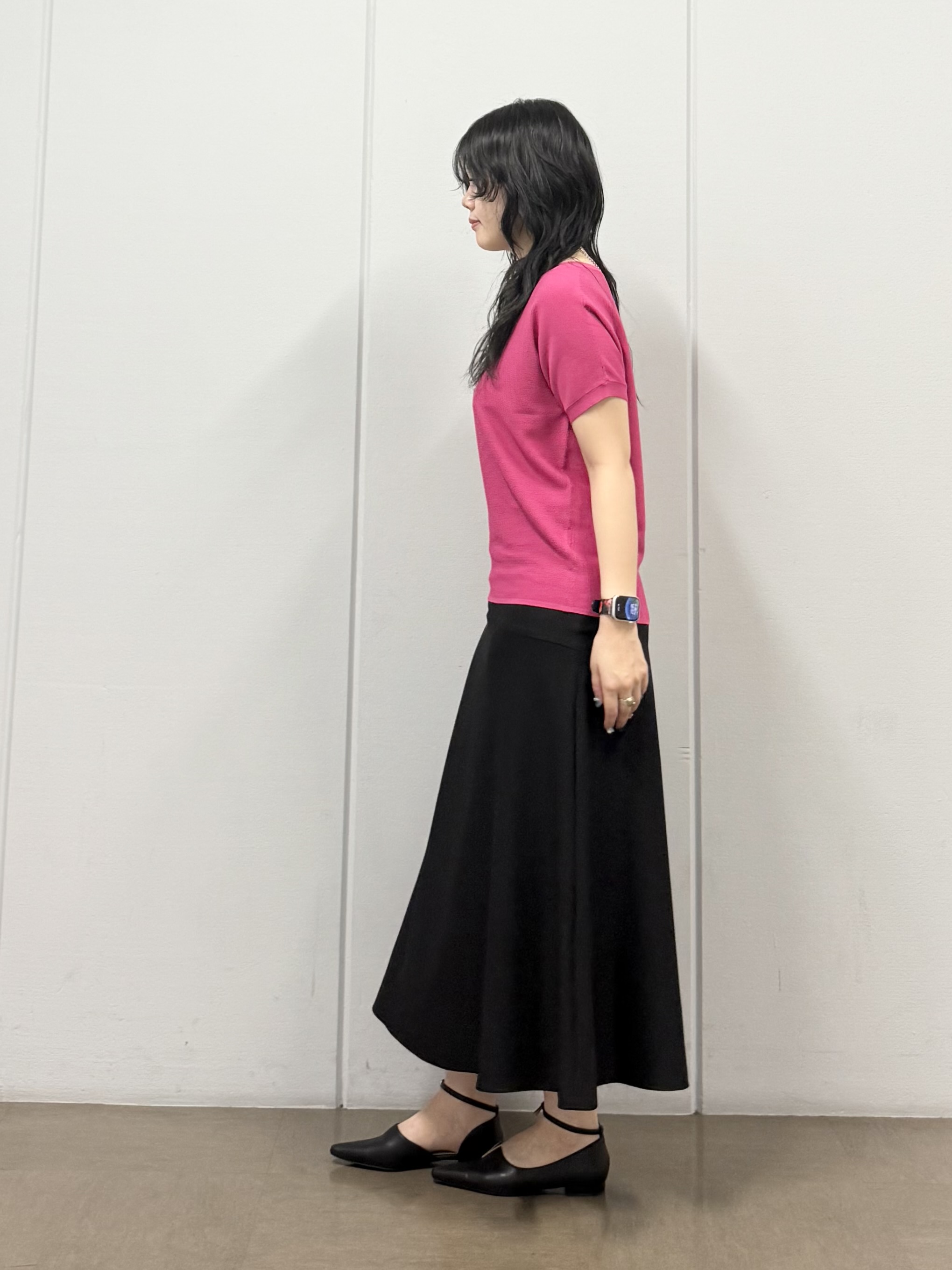 mizukiさんの「INDIVI｜【洗える】ガーター編みVネックニットT」を使ったコーディネート