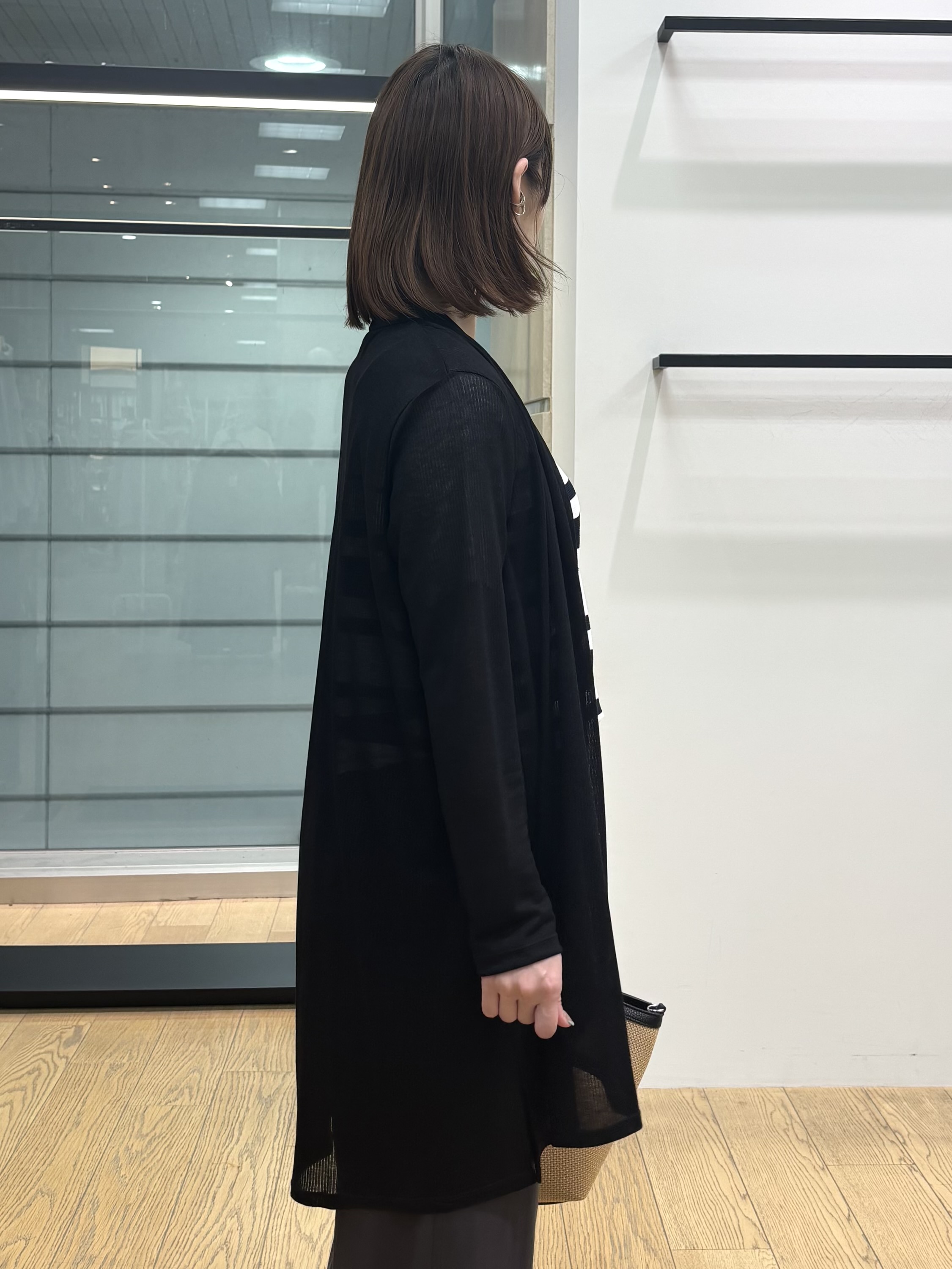 asamiさんの「INDIVI｜【洗える】ガーター編みVネックニットT」を使ったコーディネート