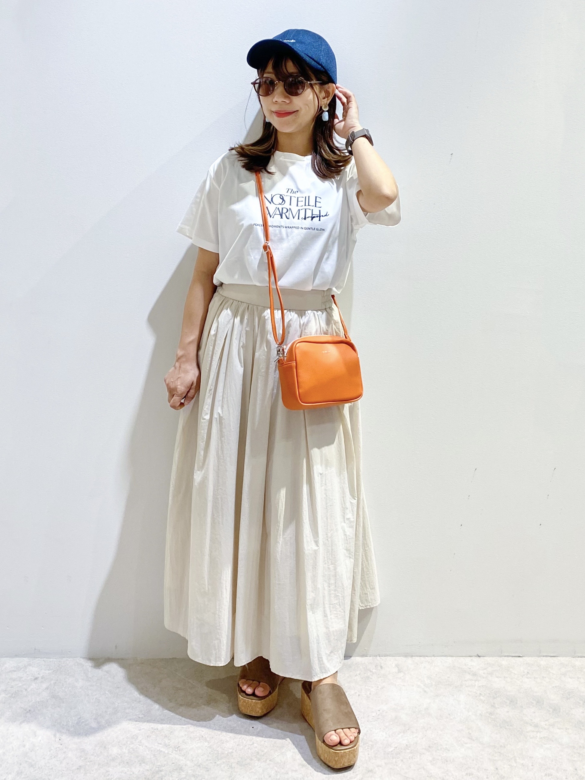 ちぃさんの「OPAQUE.CLIP｜ロゴプリント＆刺繍Tシャツ【洗濯機OK】」を使ったコーディネート