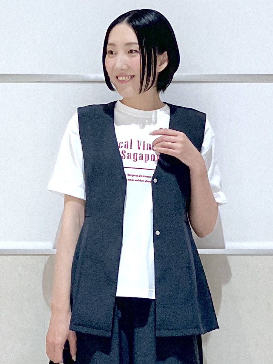 eriko さんの「Dessin｜【2点セット/UVカット】ライトウエイトベスト＆パンツセット」を使ったコーディネート