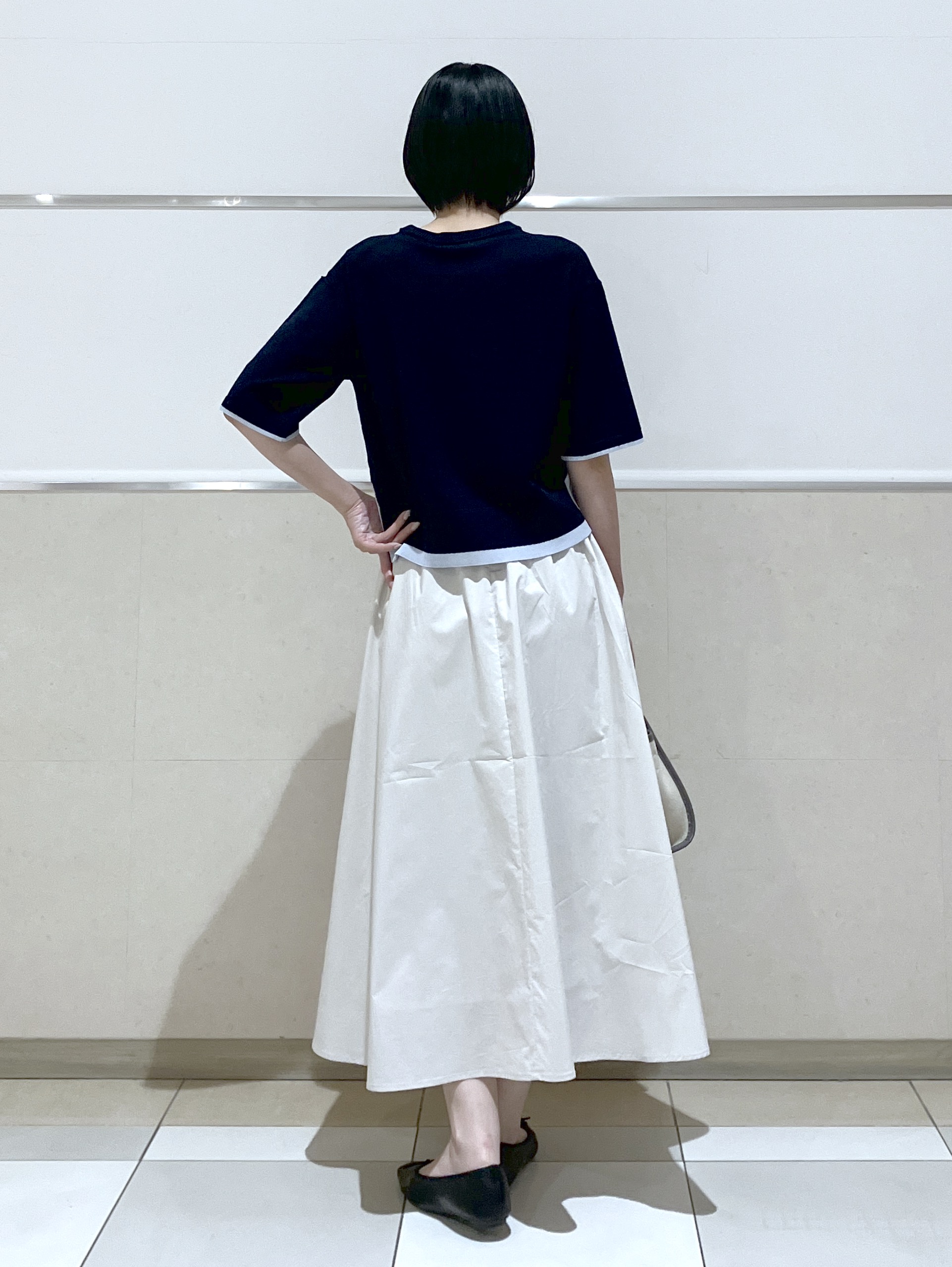 eriko さんの「Dessin｜【洗える】バイカラーボクシーシルエットニット」を使ったコーディネート