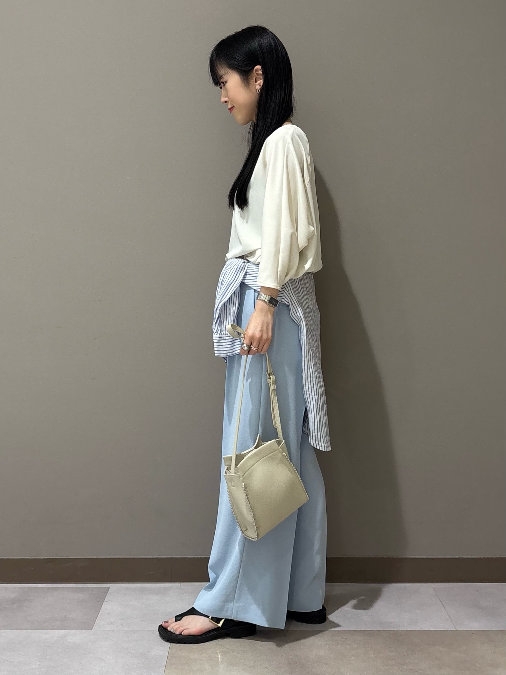 KEIKOさんの「INDIVI｜【接触冷感／透湿／着る日傘】ドルマントップス」を使ったコーディネート