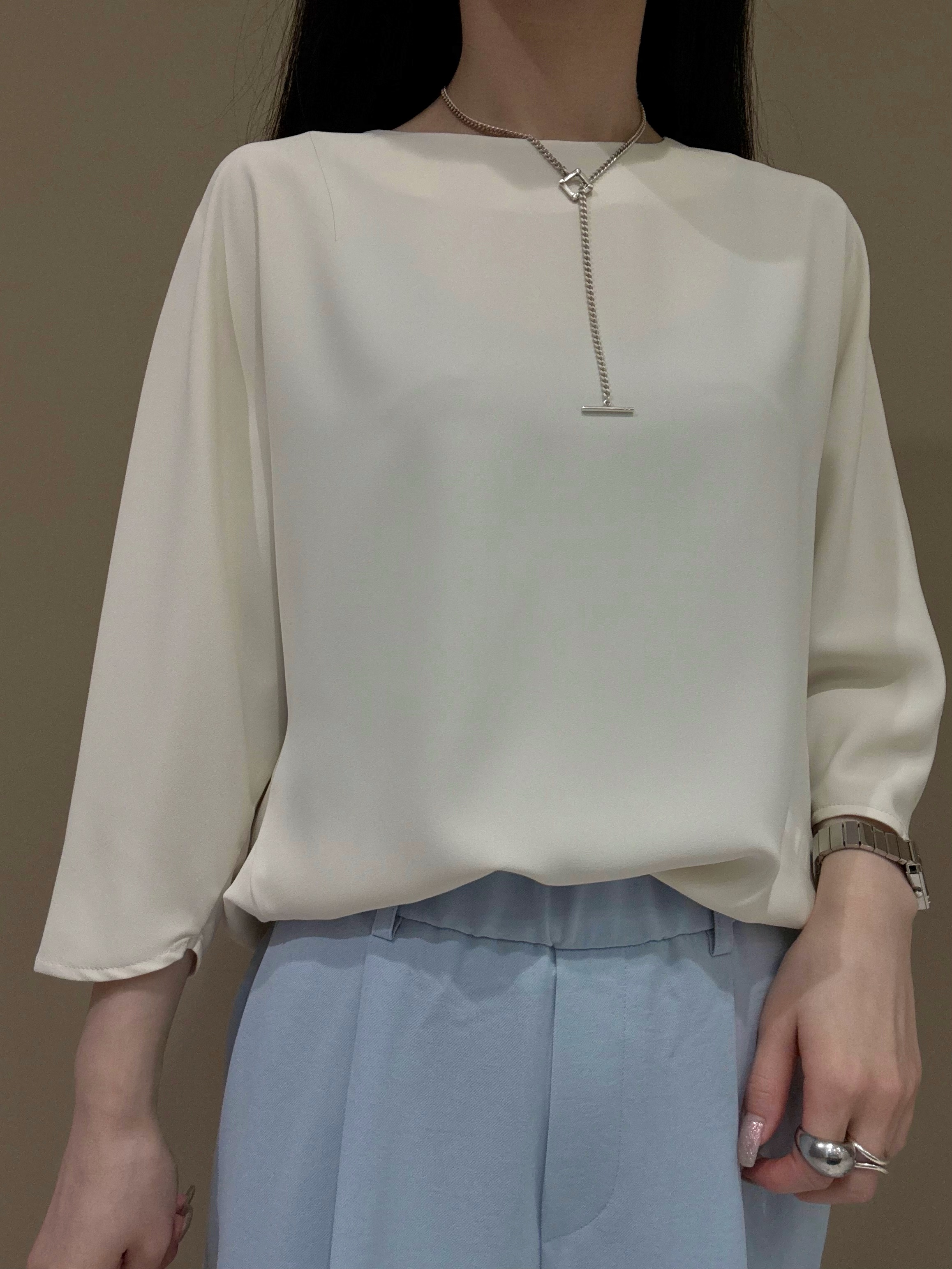 KEIKOさんの「INDIVI｜【接触冷感／透湿／着る日傘】ドルマントップス」を使ったコーディネート