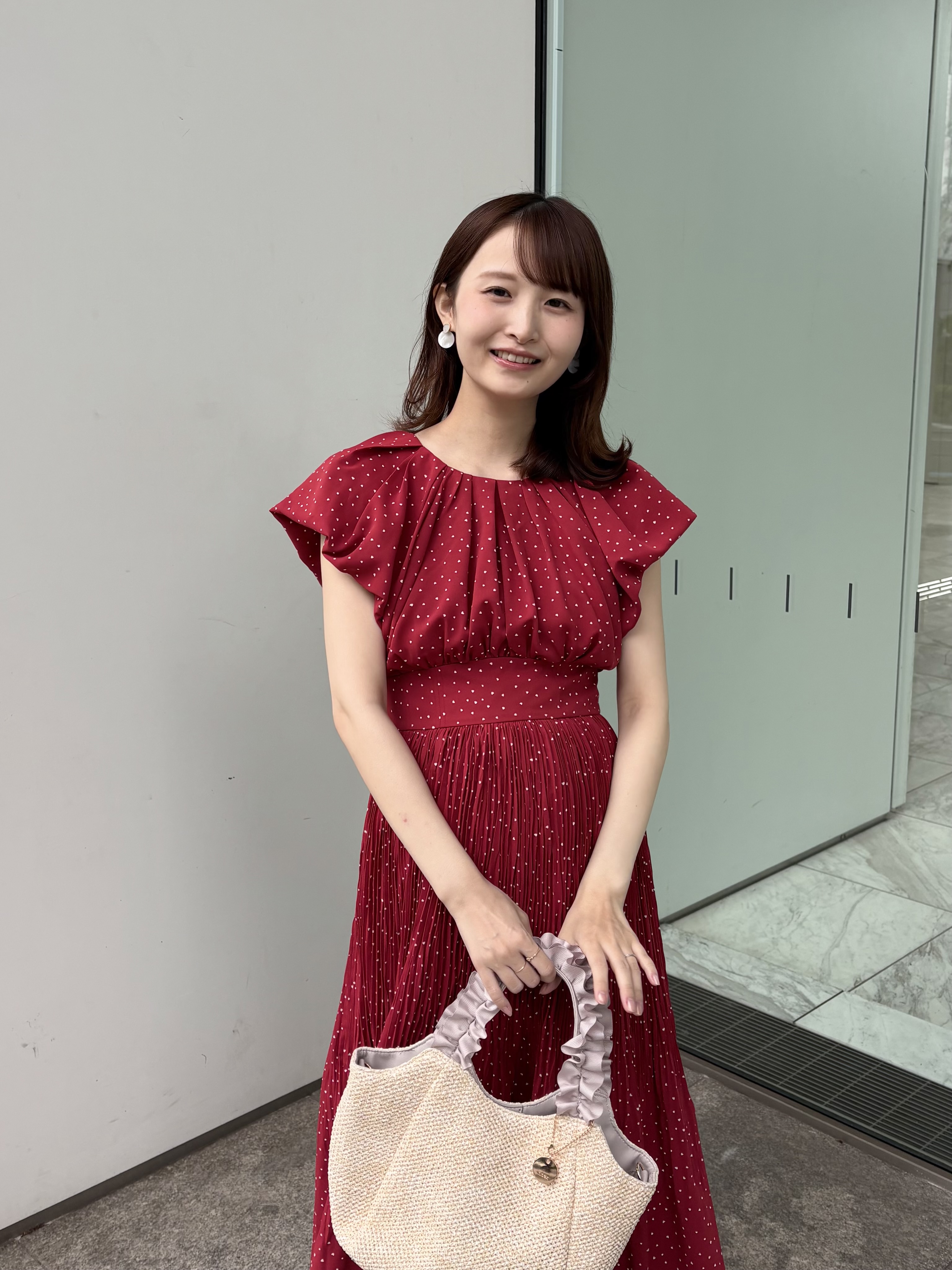 みさかさんの「index｜ハートドットバルーンスリーブワンピース【洗濯機OK／イージーアイロン】」を使ったコーディネート