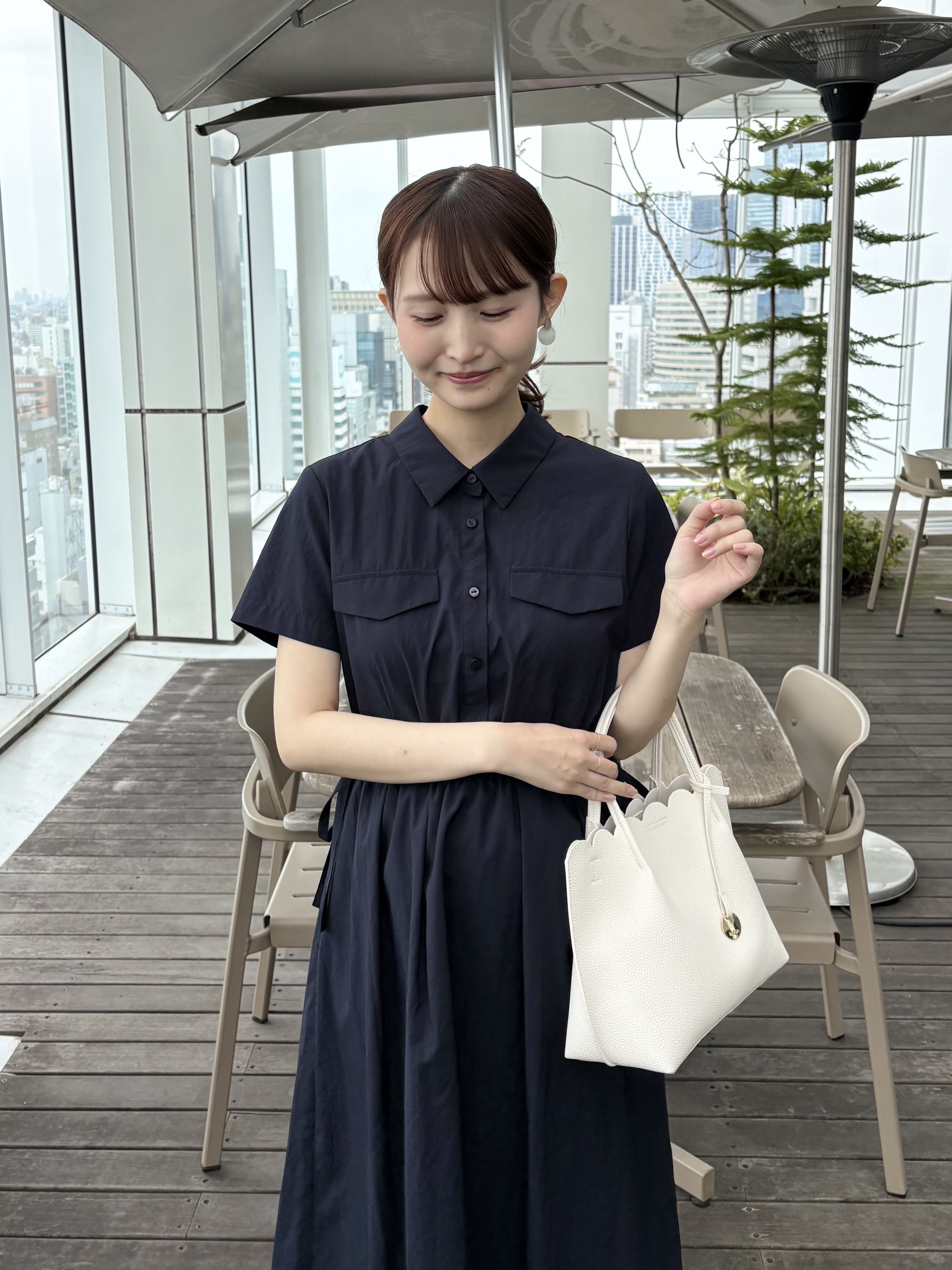 みさかさんの「index｜サイドリボンシャツワンピース【洗濯機OK／防シワ】」を使ったコーディネート