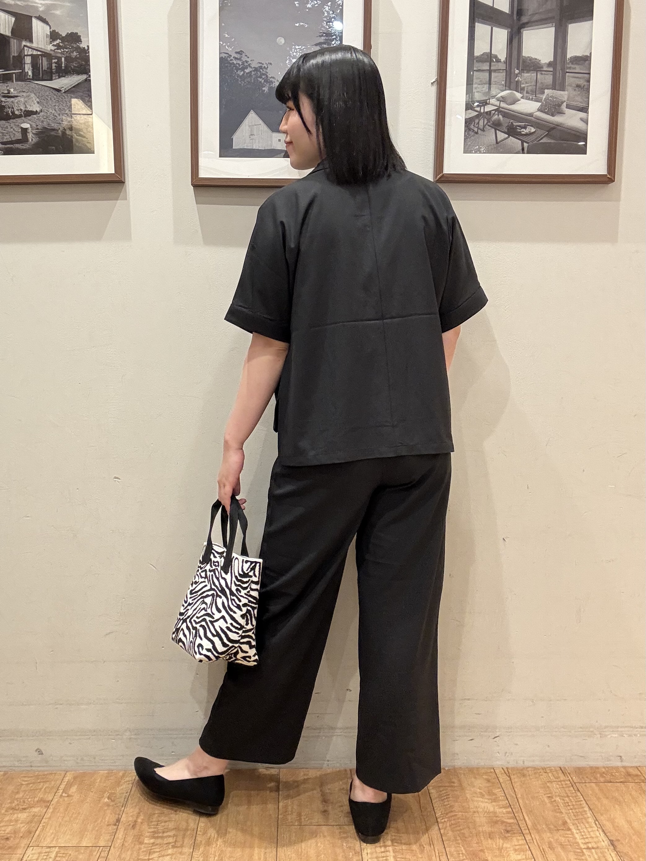Tsuruさんの「SHOO･LA･RUE｜【セットアップ可/洗濯後しわになりにくい/S-LL】半袖とろみテーラードジャケット」を使ったコーディネート
