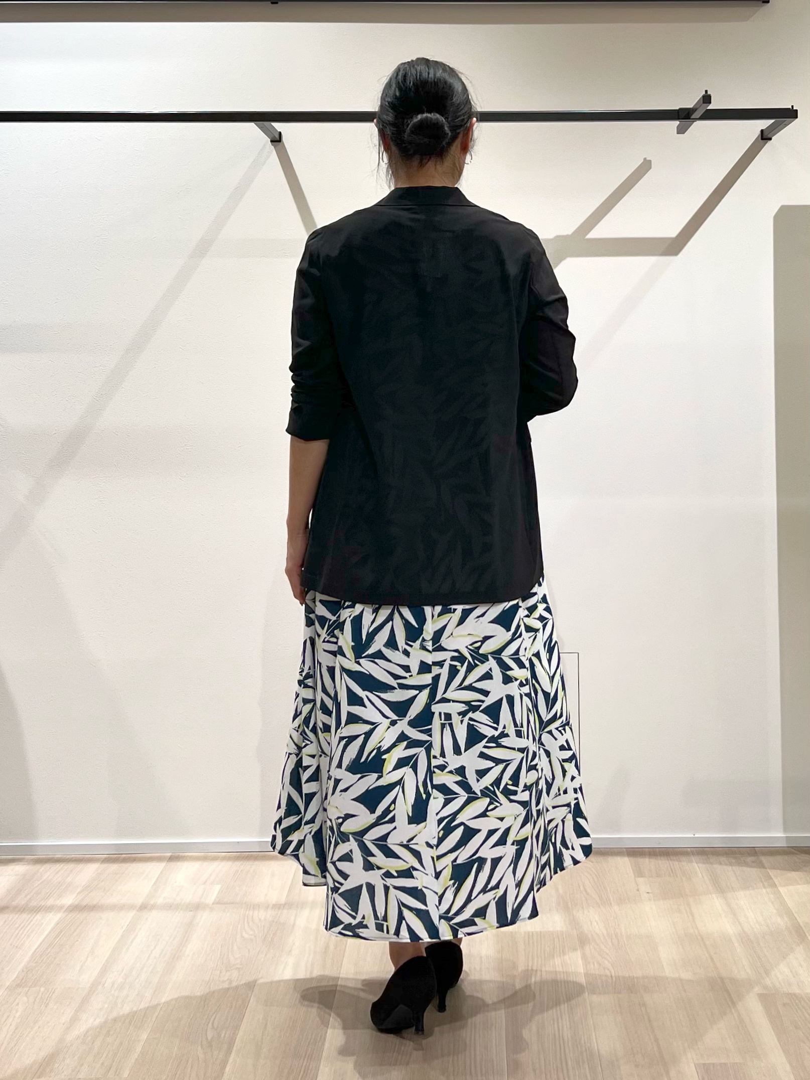 TOMOMIさんの「UNTITLED｜◆【セットアップ可/接触冷感/通気性】ドライシアーダブルジャケット」を使ったコーディネート