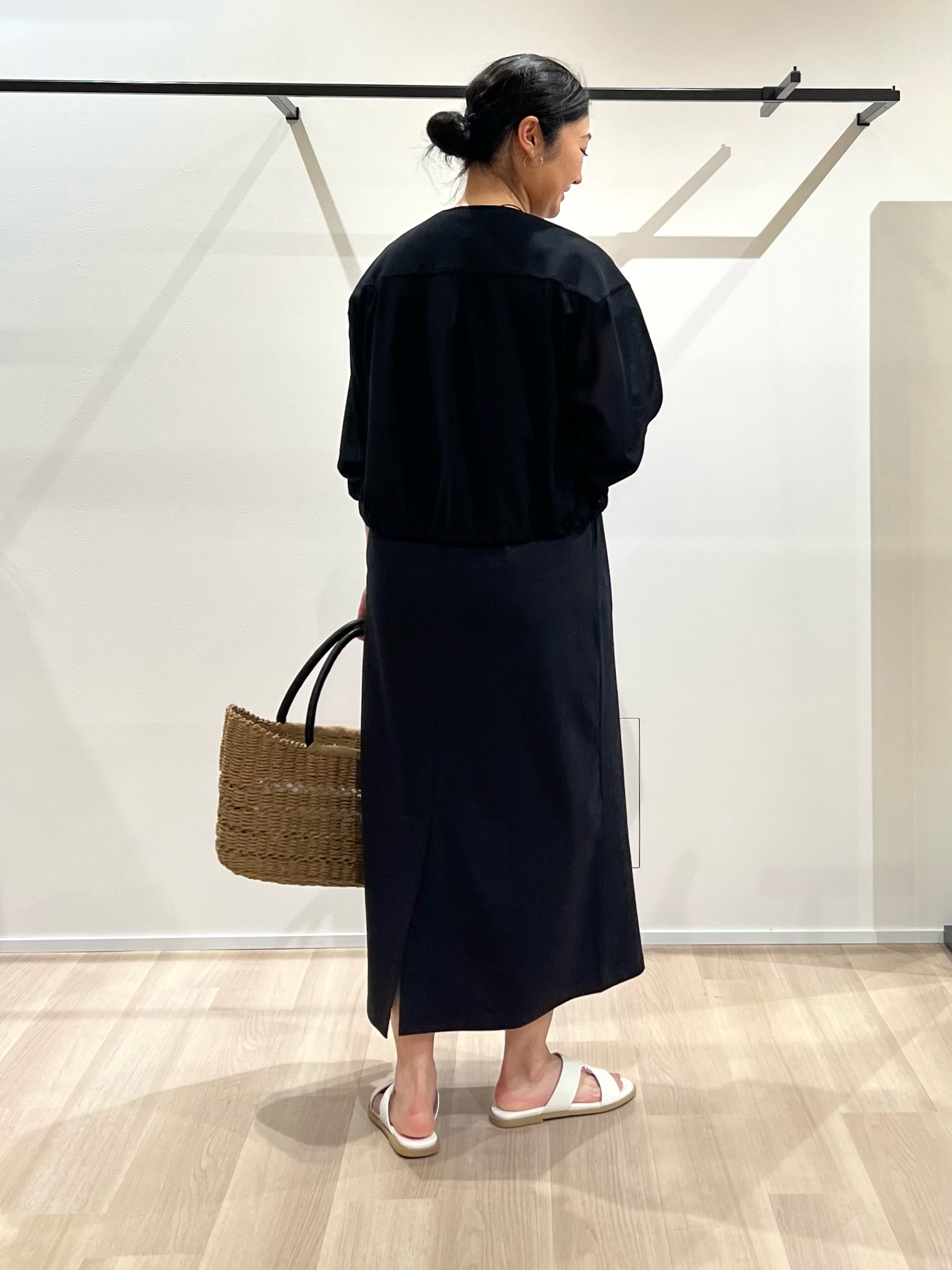 TOMOMIさんの「UNTITLED｜◆【古畑星夏さん着用/洗える】シアーブルゾン」を使ったコーディネート