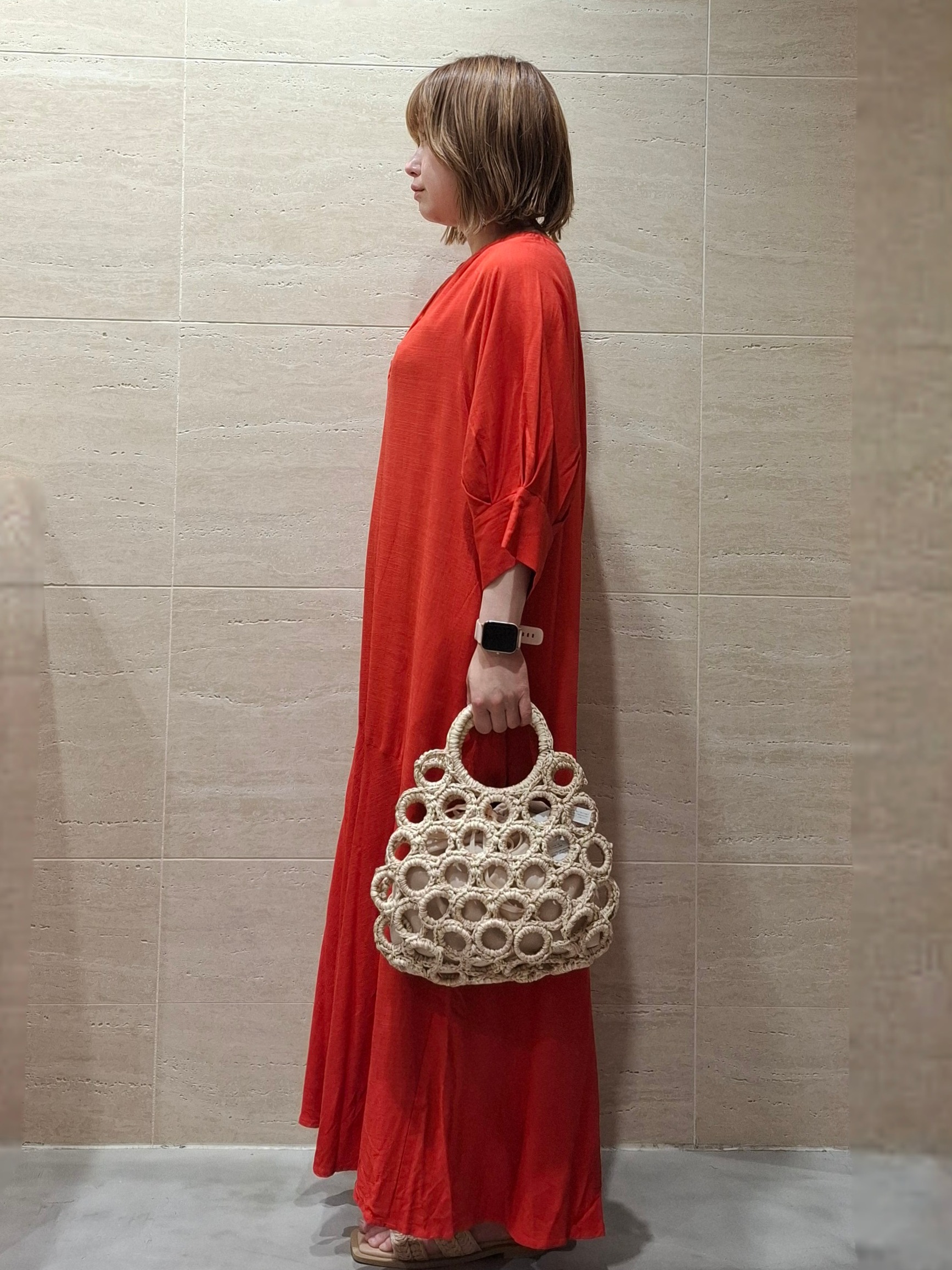 かほさんの「OPAQUE.CLIP｜キーネックロングワンピース【洗える】」を使ったコーディネート