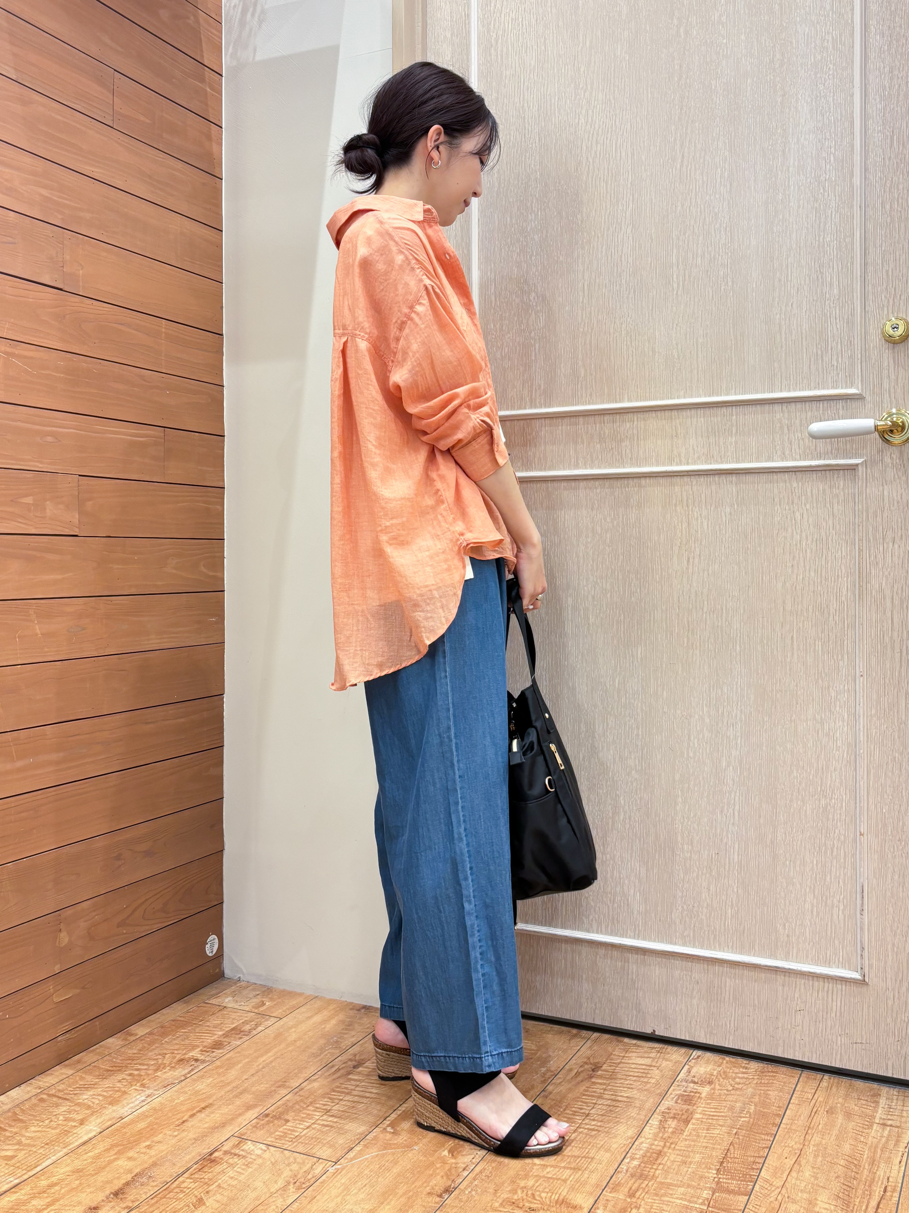 なみさんの「SHOO･LA･RUE｜【体型カバー】ふんわり質感 やわらかこなれシアーシャツ」を使ったコーディネート