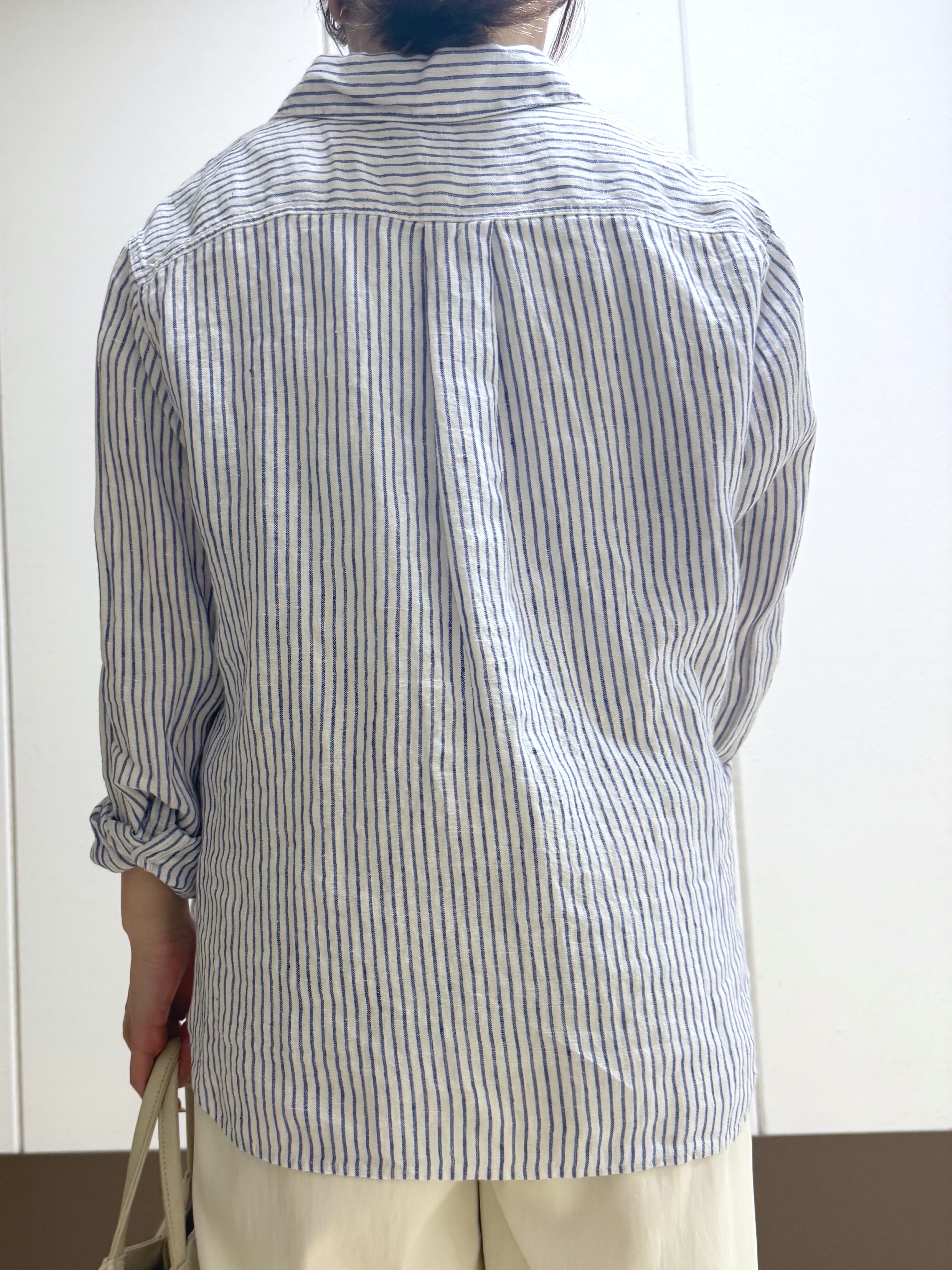 Rikoさんの「INDIVI｜【接触冷感／2WAY】カシュクールリネンシャツ」を使ったコーディネート