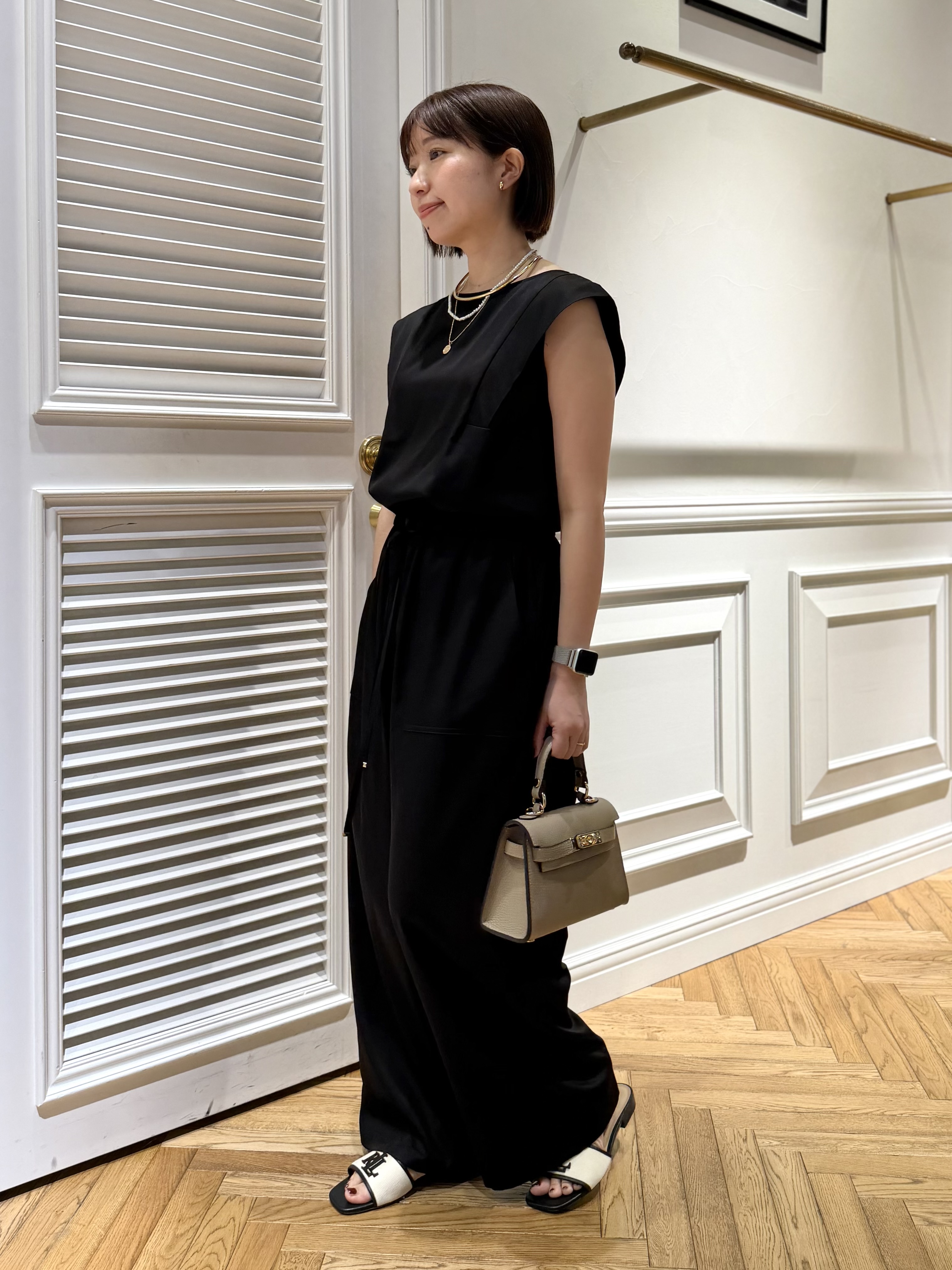 つじ まこさんの「DRESSTERIOR｜」を使ったコーディネート