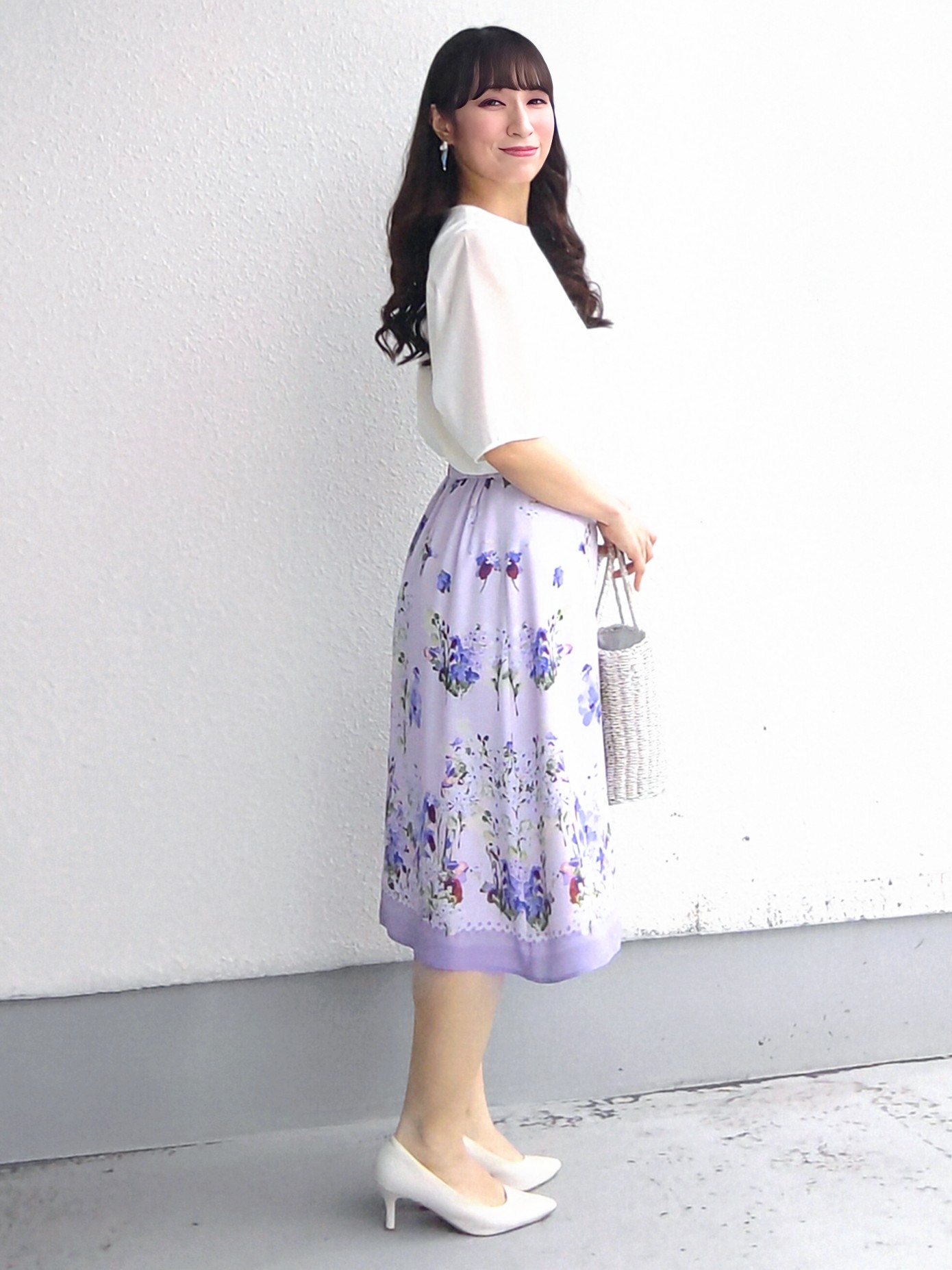 keinaさんの「SunaUna｜多色花柄プリントスカート」を使ったコーディネート