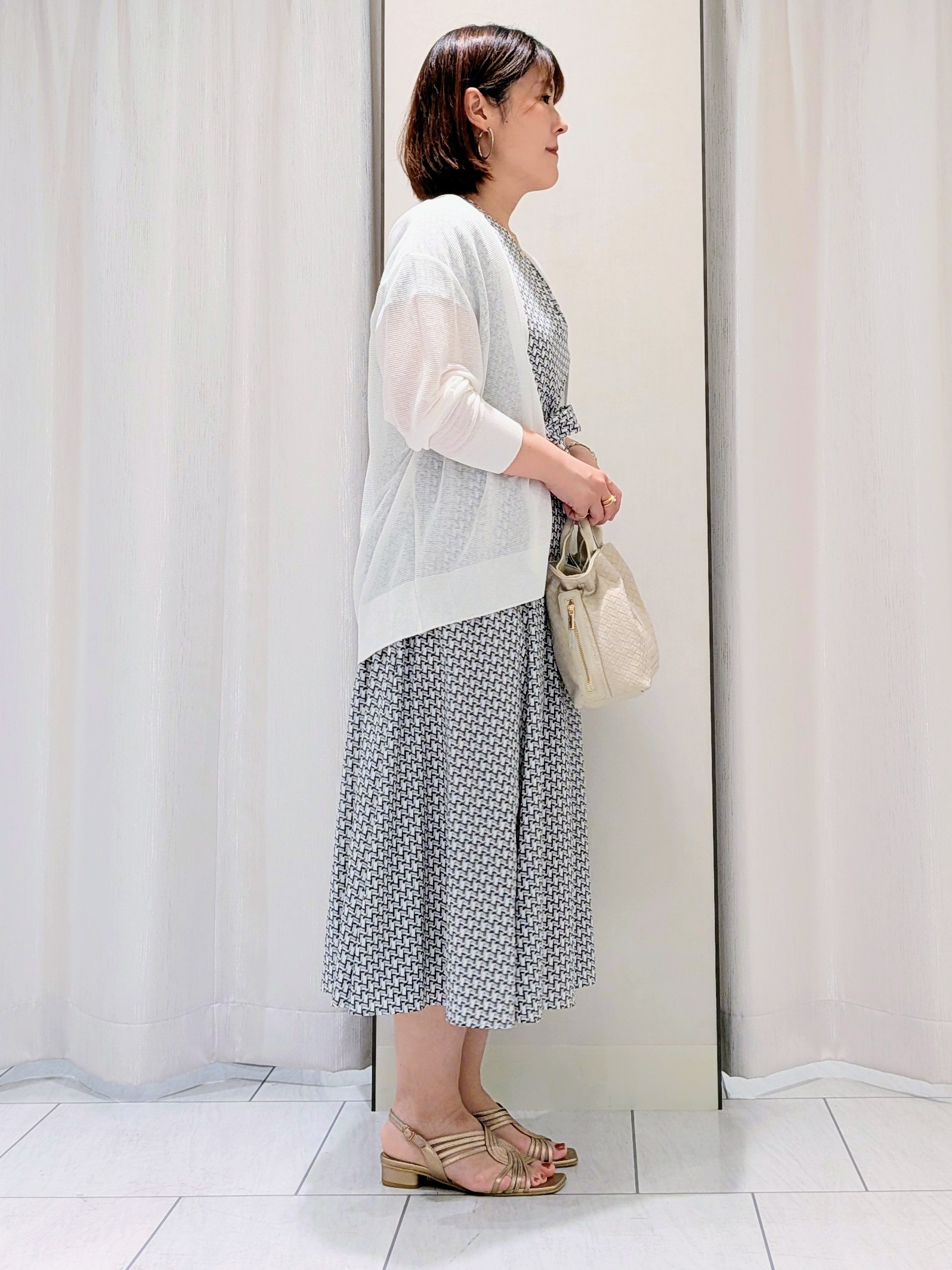 Onumaさんの「UNTITLED｜【美シルエット/洗える】ジオメプリントワンピース」を使ったコーディネート