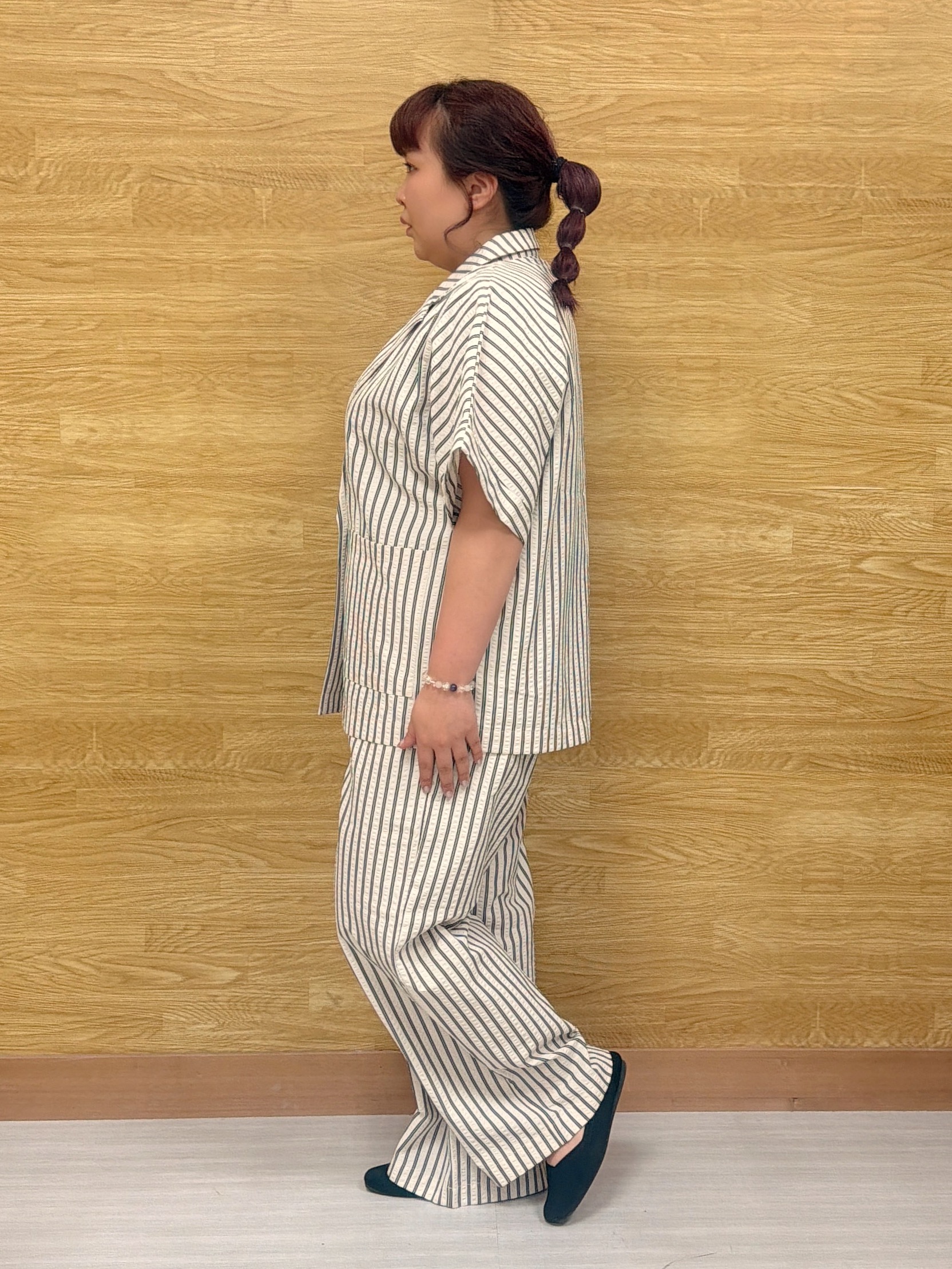 ぁむさんの「SHOO･LA･RUE｜【S-LL/吸水速乾/セットアップ可】羽織るだけで主役になる サッカーストライプシャツジャケット」を使ったコーディネート