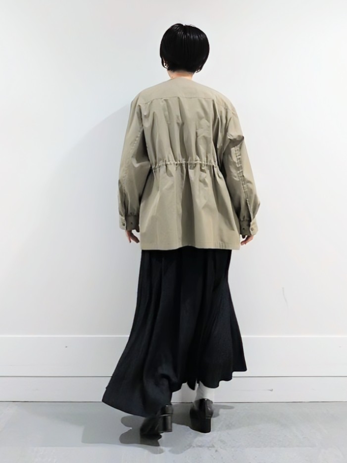 ミズタさんの「UNTITLED｜◆【はっ水】ライトコットンミリタリーコート」を使ったコーディネート