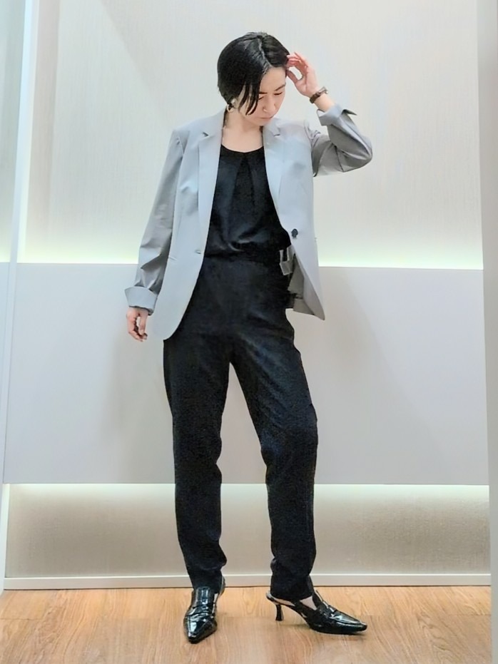 ミズタさんの「UNTITLED｜【UV/接触冷感/スーツ】ジャージテーラードジャケット」を使ったコーディネート