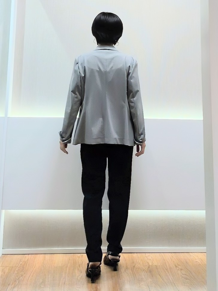 ミズタさんの「UNTITLED｜【UV/接触冷感/スーツ】ジャージテーラードジャケット」を使ったコーディネート