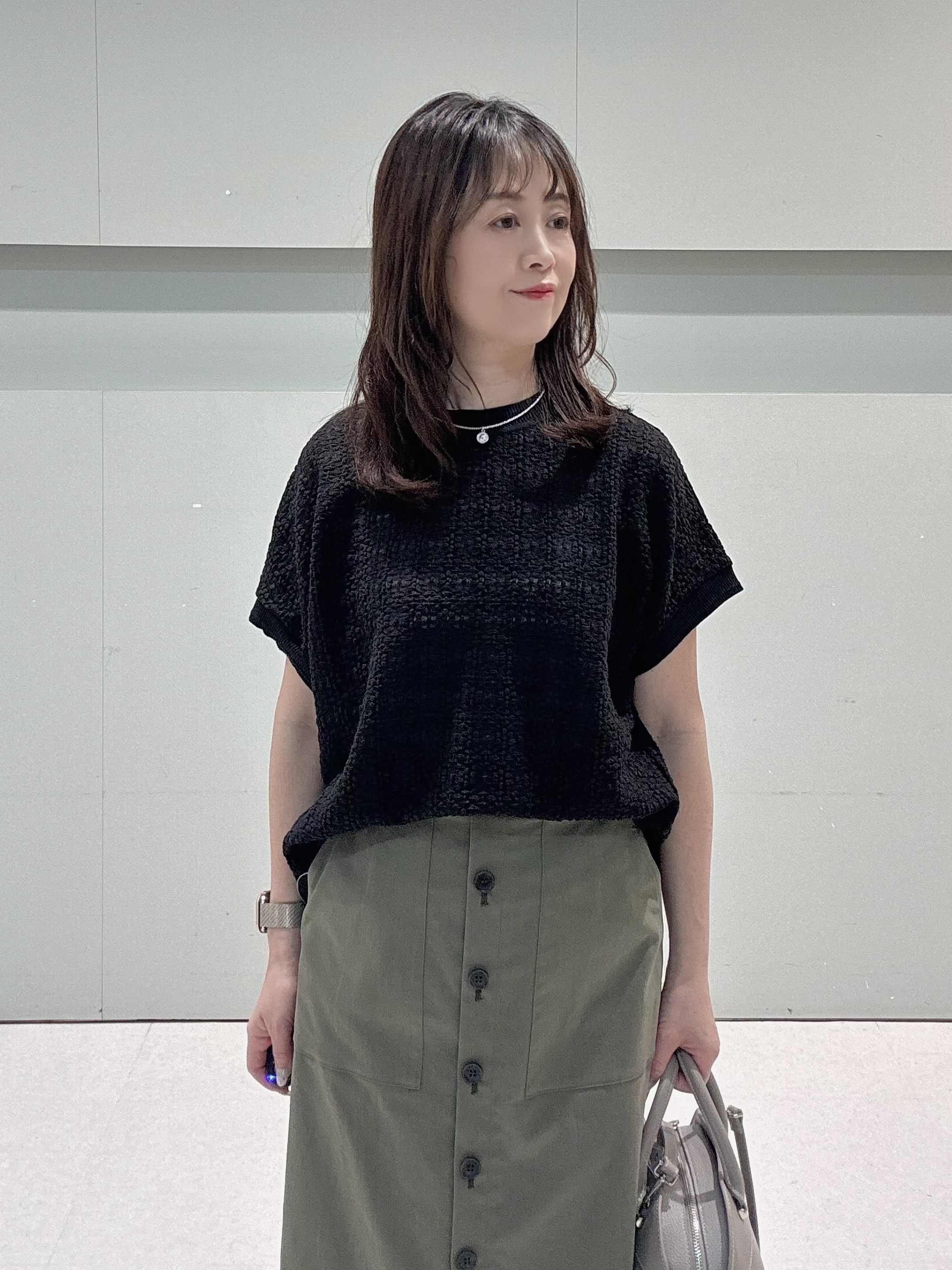 makiさんの「UNTITLED｜【洗える／シアー】ミニヨンレースプルオーバー」を使ったコーディネート