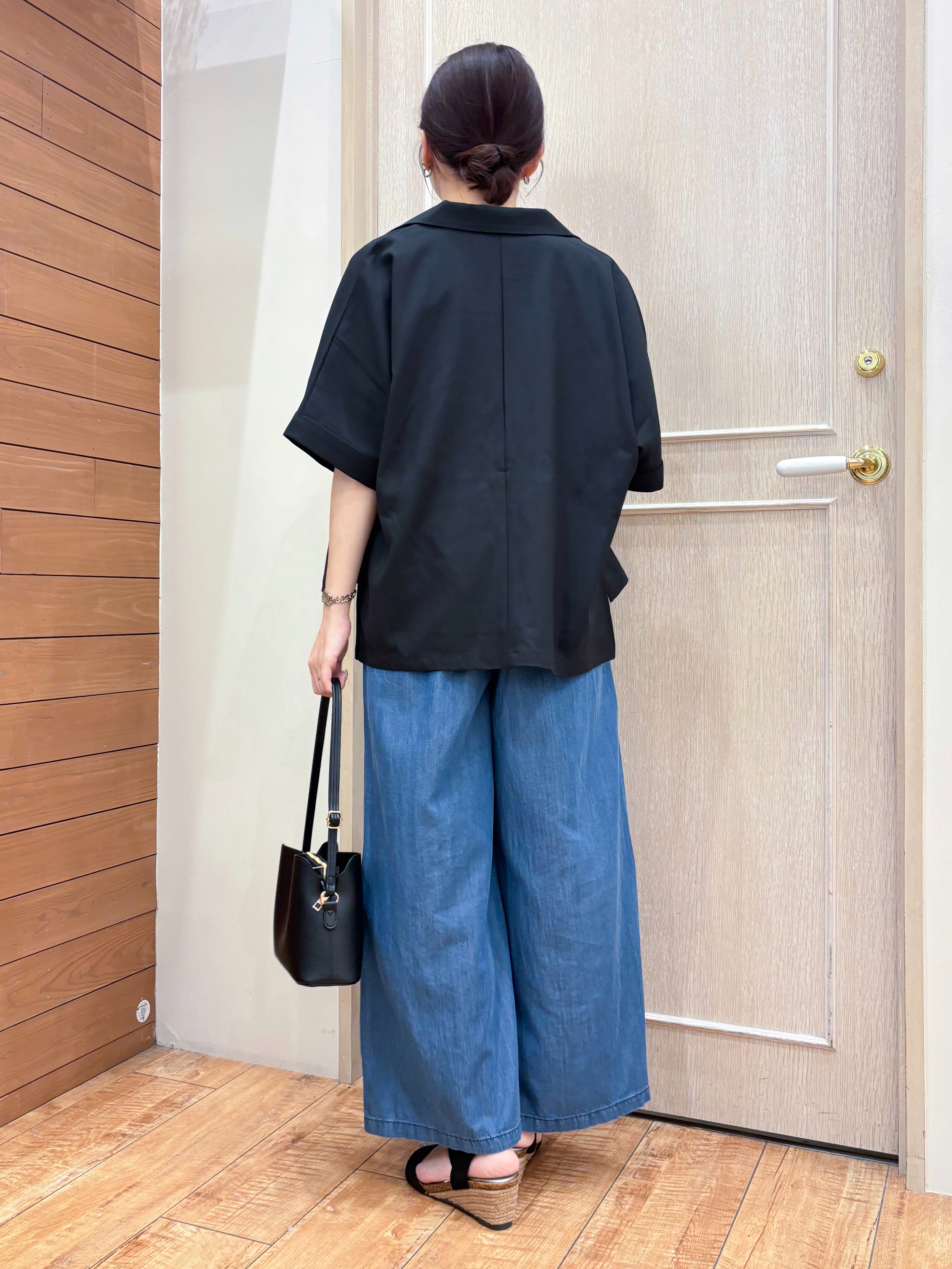 なみさんの「SHOO･LA･RUE｜【セットアップ可/洗濯後しわになりにくい/S-LL】半袖とろみテーラードジャケット」を使ったコーディネート