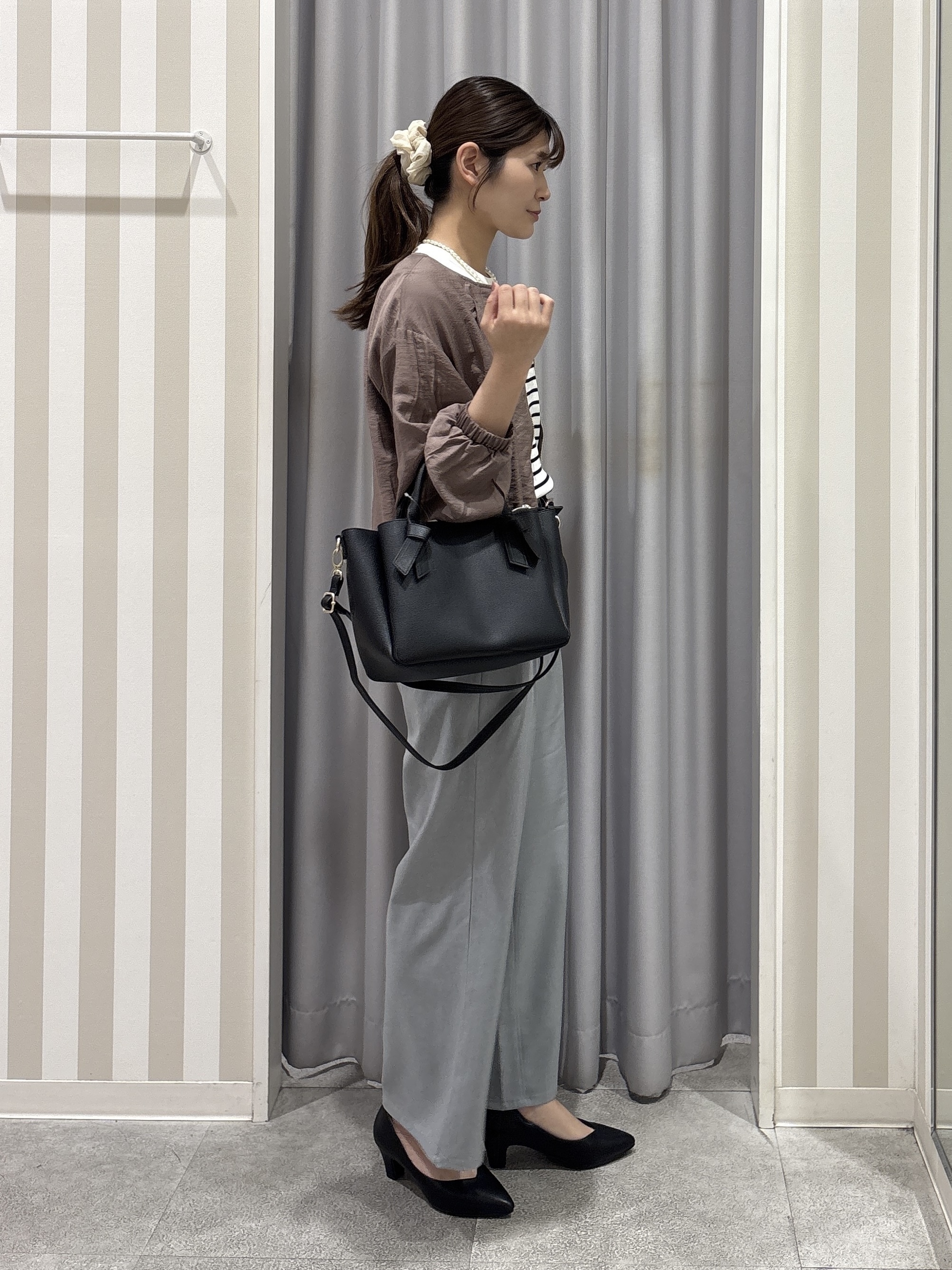 Rikaさんの「SHOO･LA･RUE｜【毎日洗える/S-LL/UV】上半身すっきり 二の腕見せない5分袖ニット」を使ったコーディネート