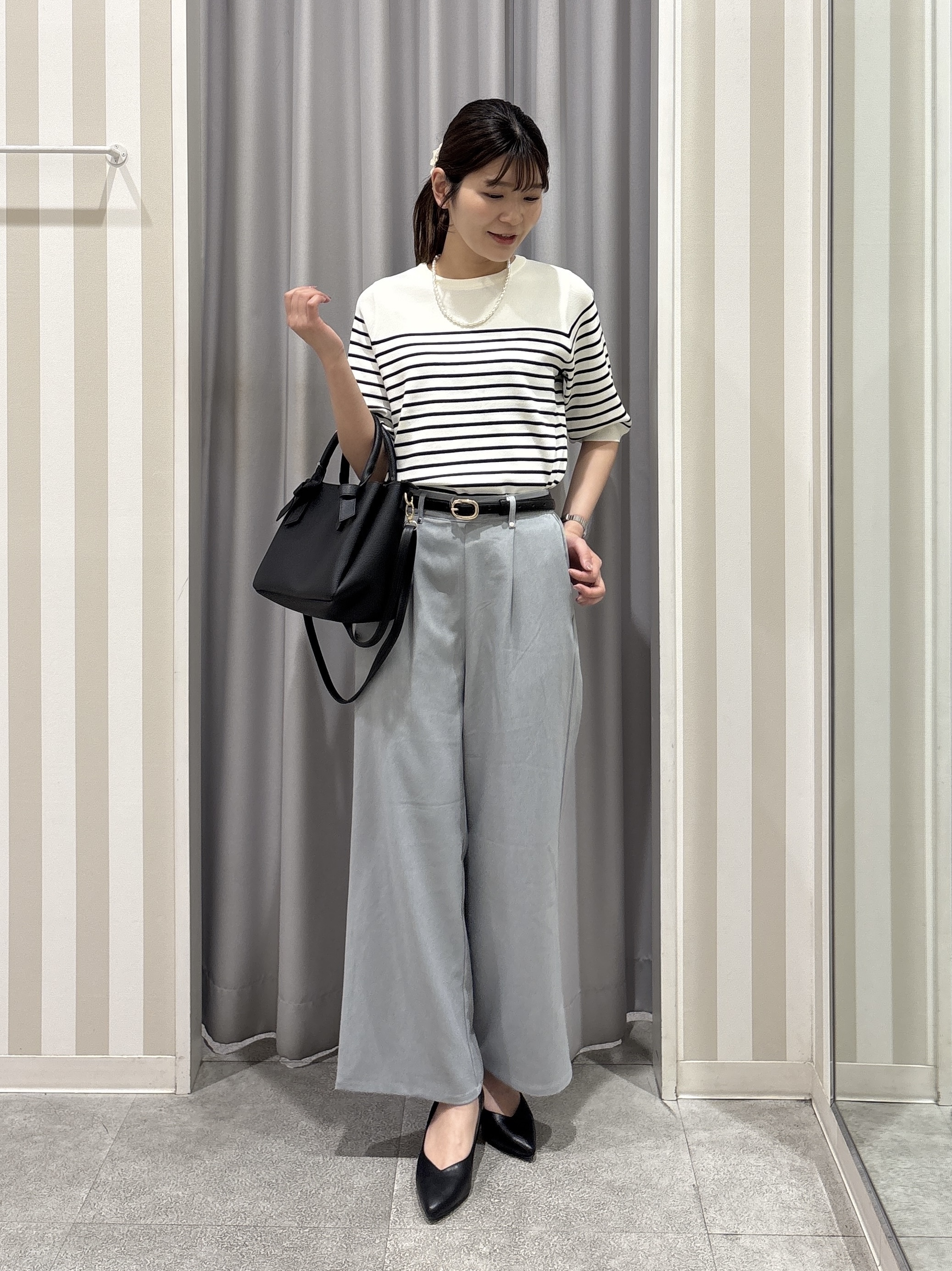 Rikaさんの「SHOO･LA･RUE｜【毎日洗える/S-LL/UV】上半身すっきり 二の腕見せない5分袖ニット」を使ったコーディネート
