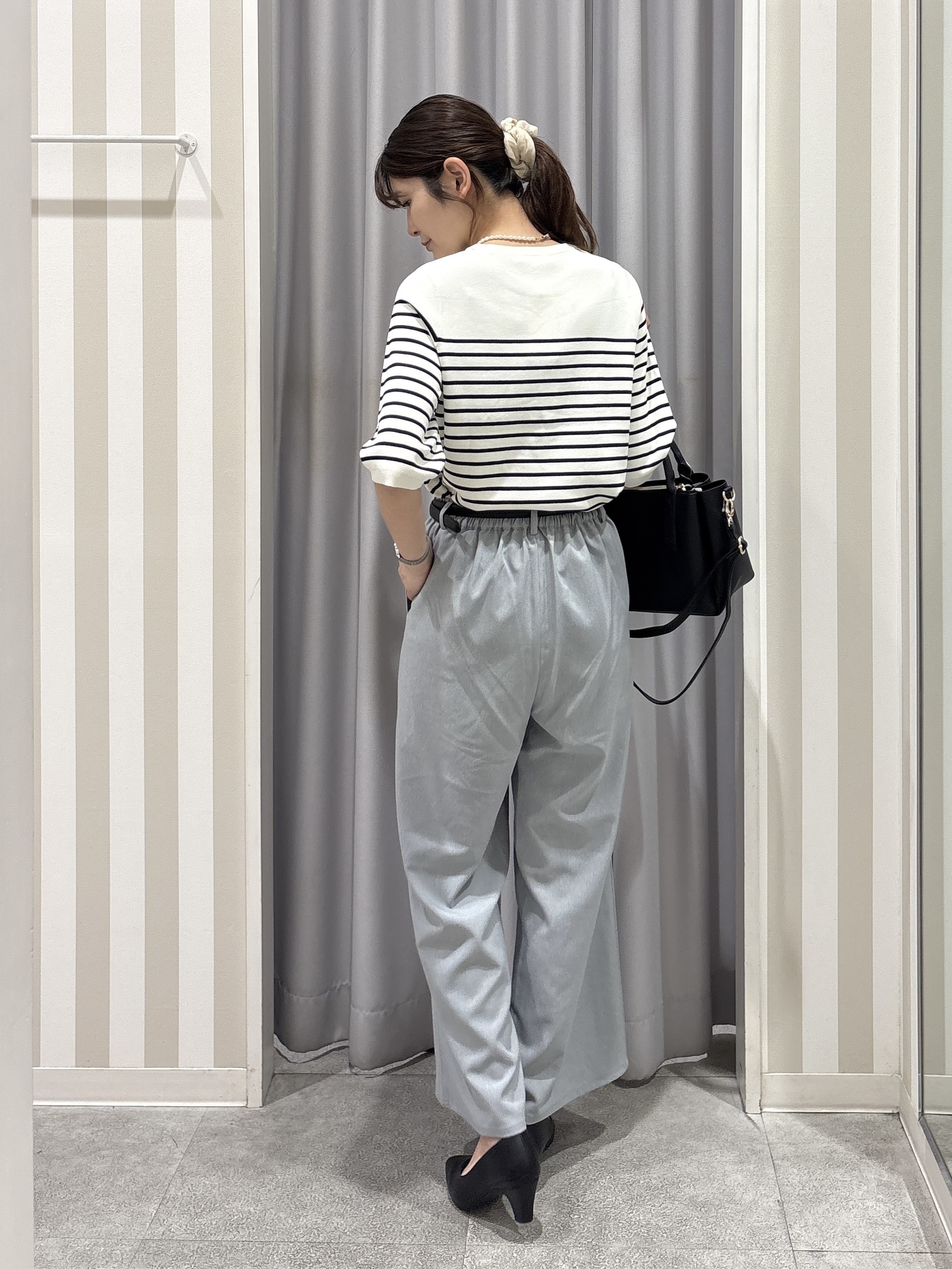 Rikaさんの「SHOO･LA･RUE｜【毎日洗える/S-LL/UV】上半身すっきり 二の腕見せない5分袖ニット」を使ったコーディネート