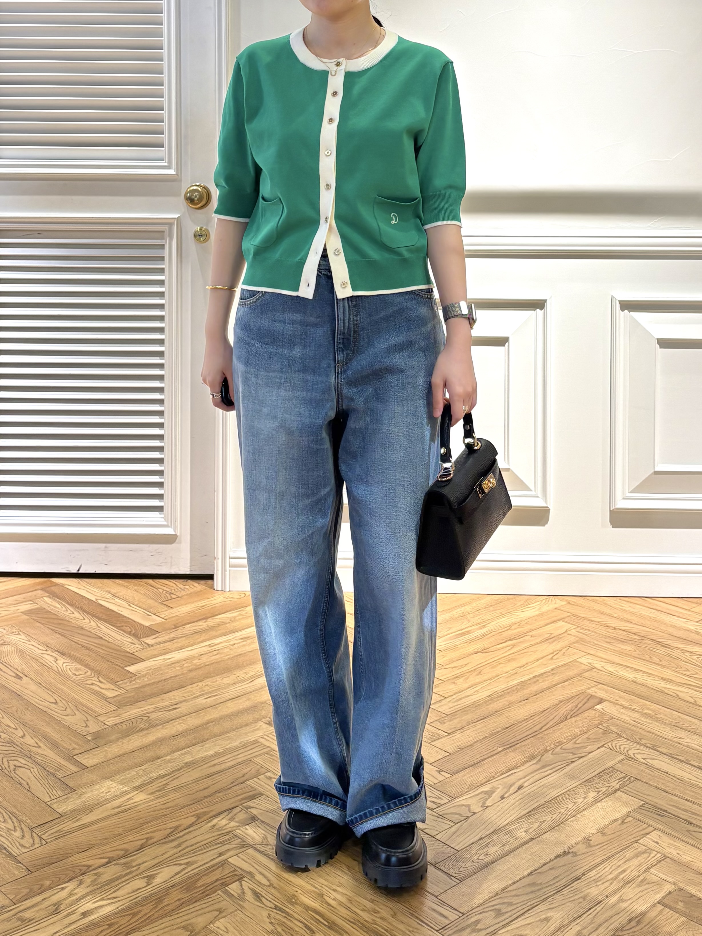 cocoさんの「DRESSTERIOR｜ヴィンテージ加工ワイドデニムパンツ」を使ったコーディネート