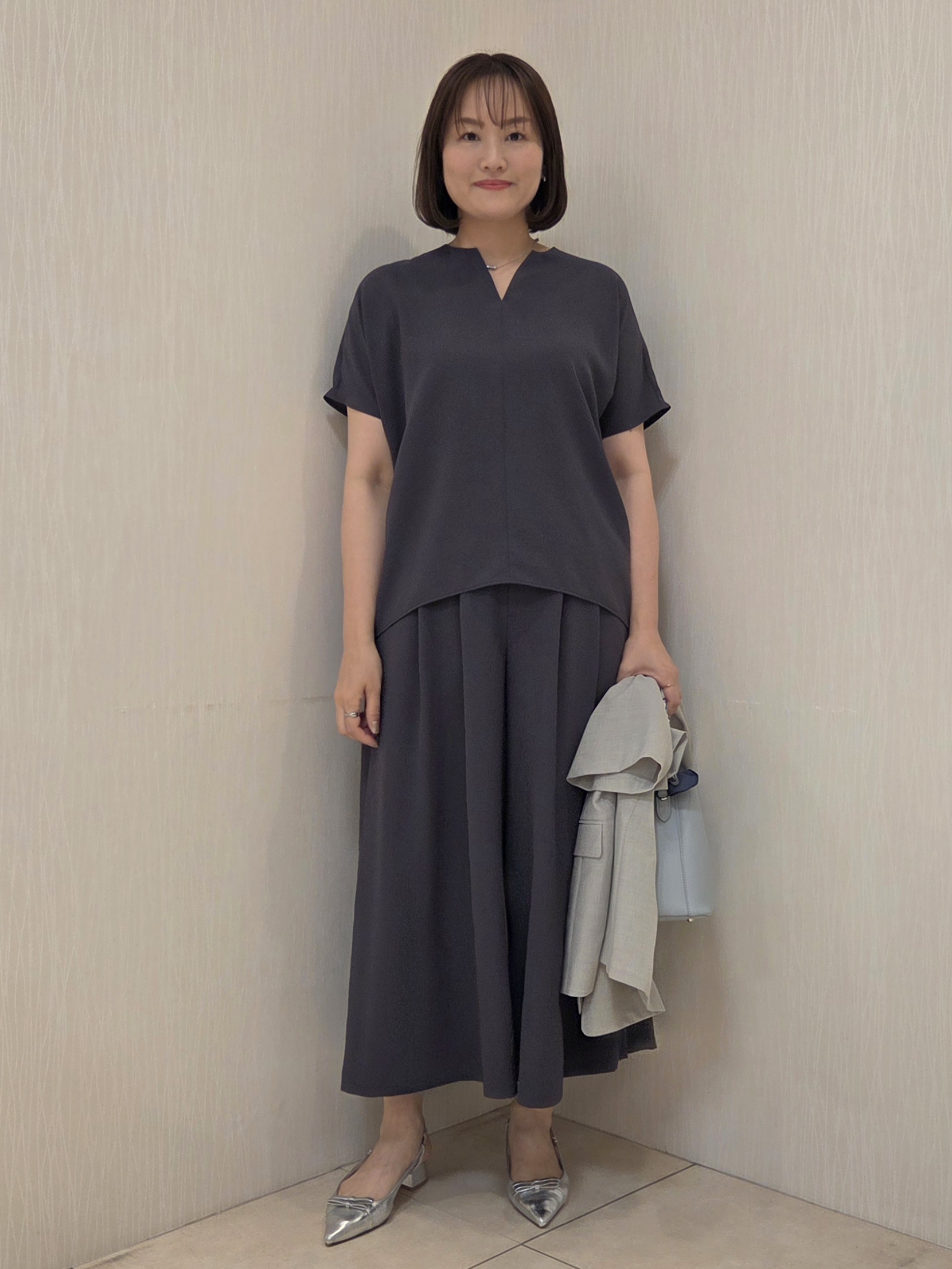 naokoさんの「UNTITLED｜【シワになりにくい/セットアップ可/接触冷感】ハーフスリーブジャケット」を使ったコーディネート
