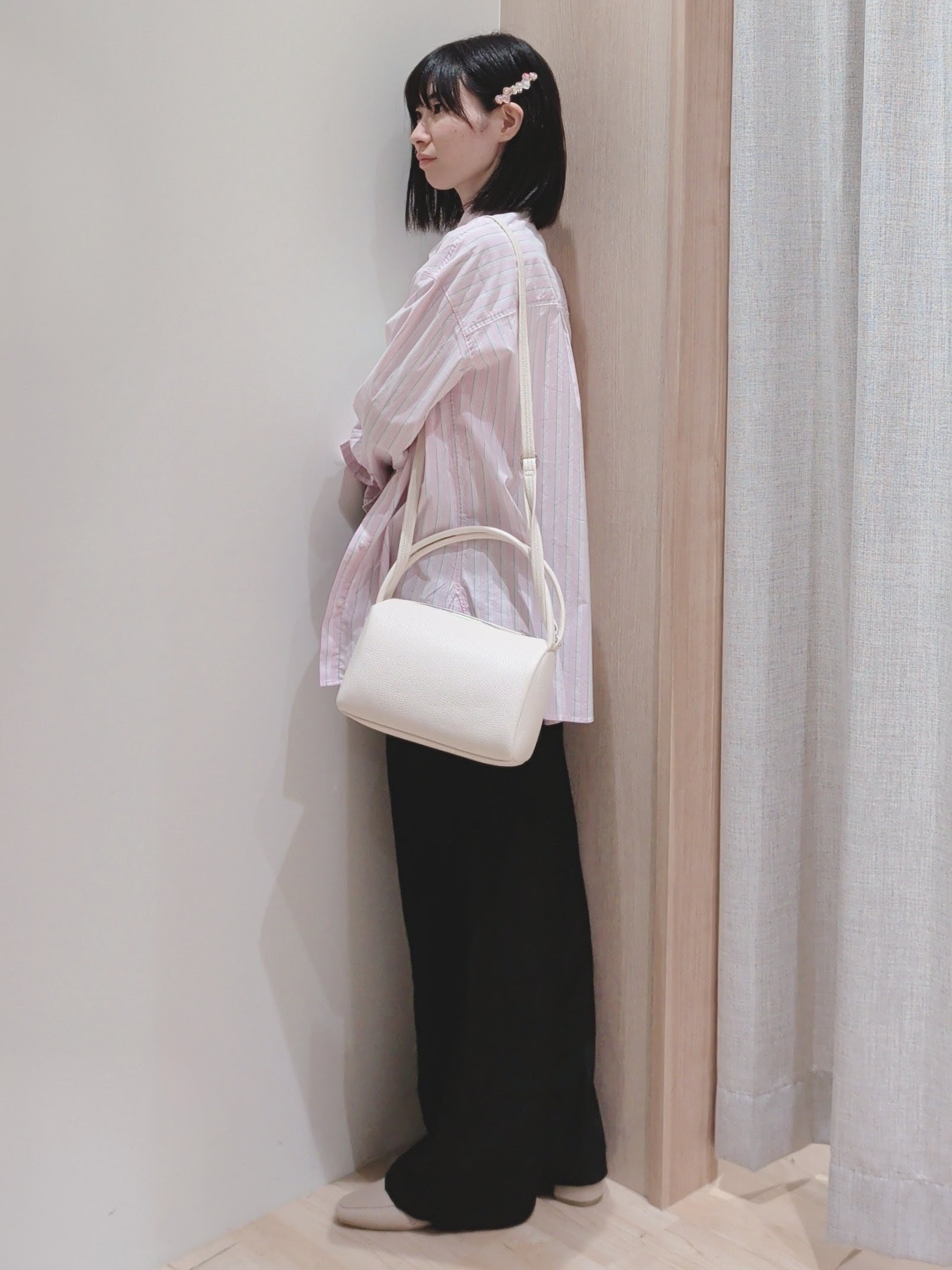 Yuiさんの「grove｜羽織としても大活躍！驚きの伸びを備えたコットンナイロンストレッチシャツ」を使ったコーディネート