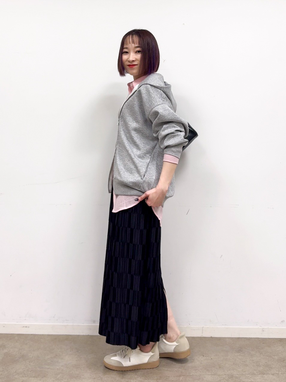𝐜𝐡𝐢𝐤𝐚さんの「SHOO･LA･RUE｜お袖リブ楊柳オーバーシャツ」を使ったコーディネート