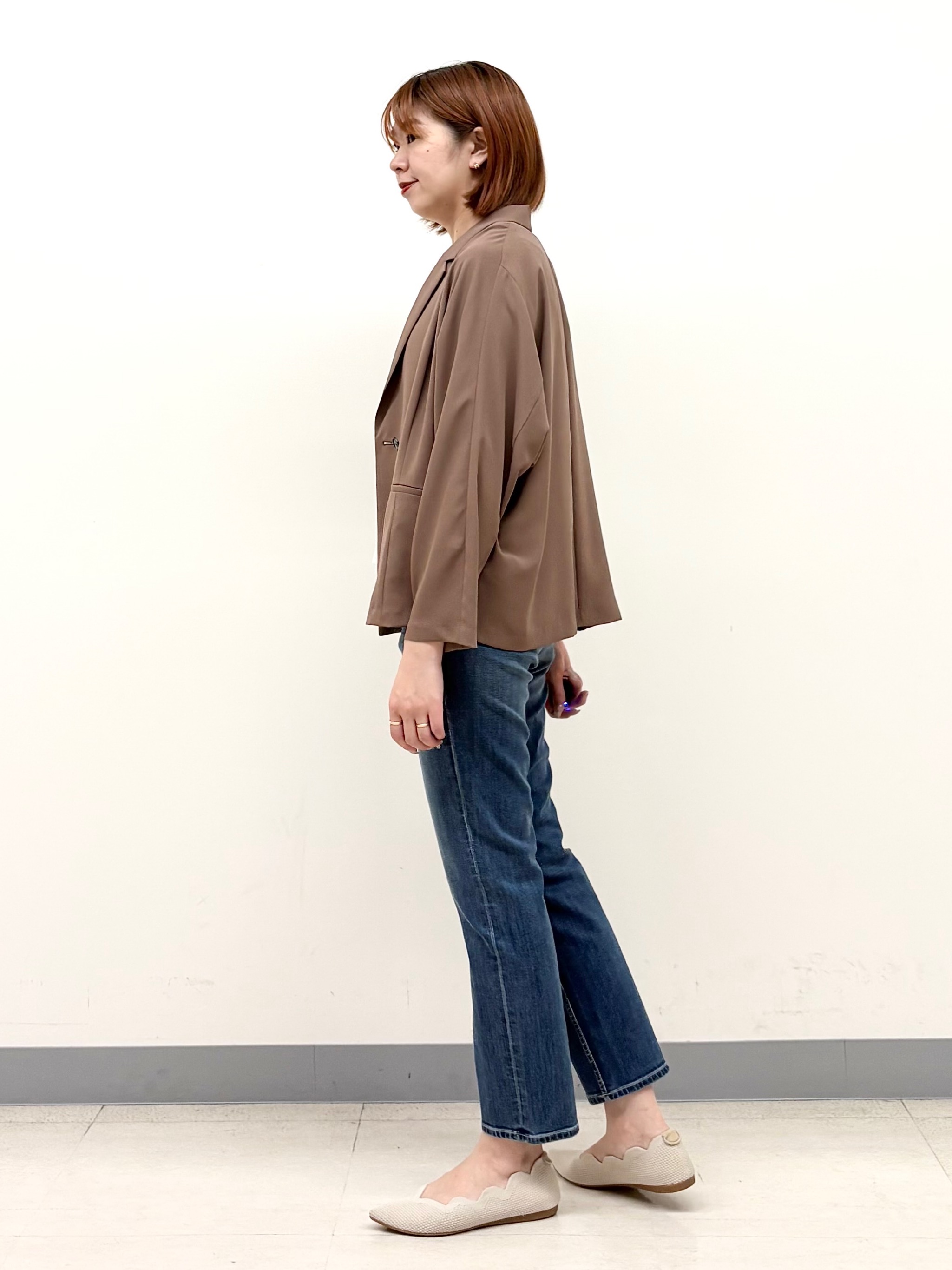 まいこさんの「INDIVI｜【接触冷感／透湿／着る日傘】ドルマンダブルジャケット」を使ったコーディネート