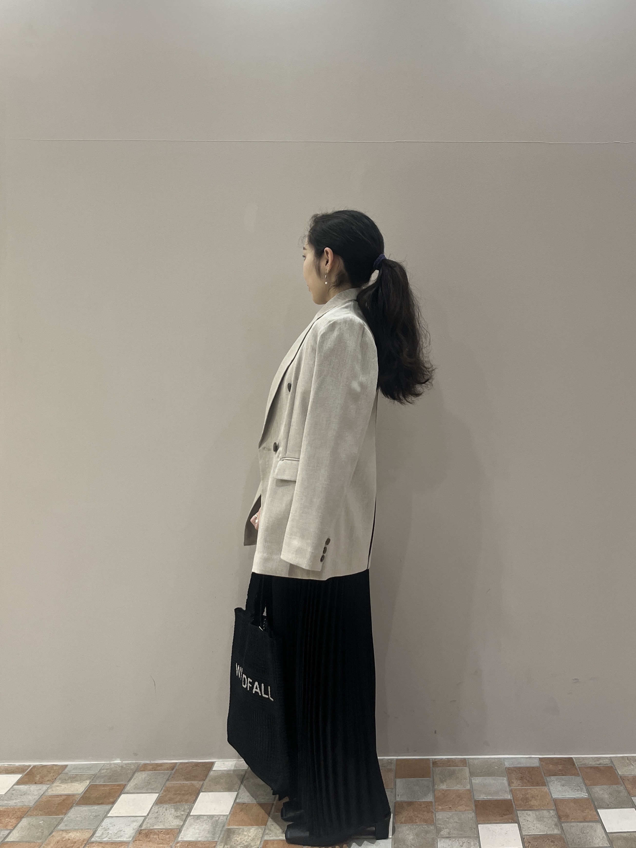Uminoさんの「INDIVI｜ダブルブレストオーバージャケット」を使ったコーディネート