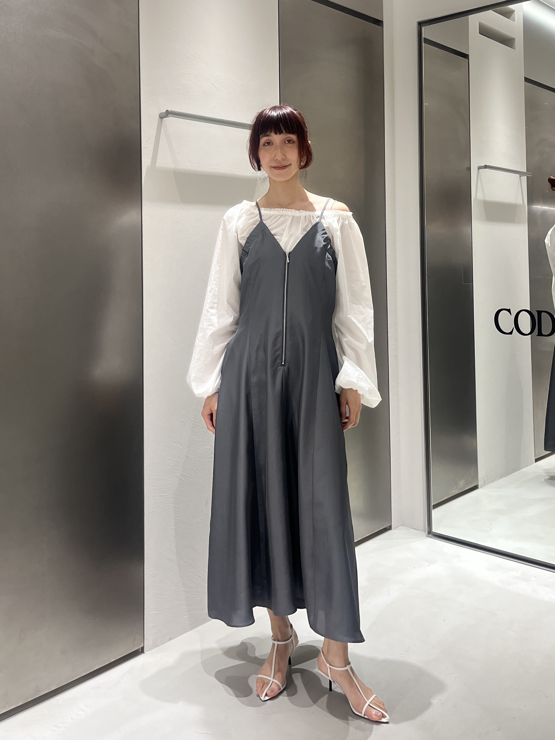 Rielさんの「CODE A｜belle gather blouse」を使ったコーディネート