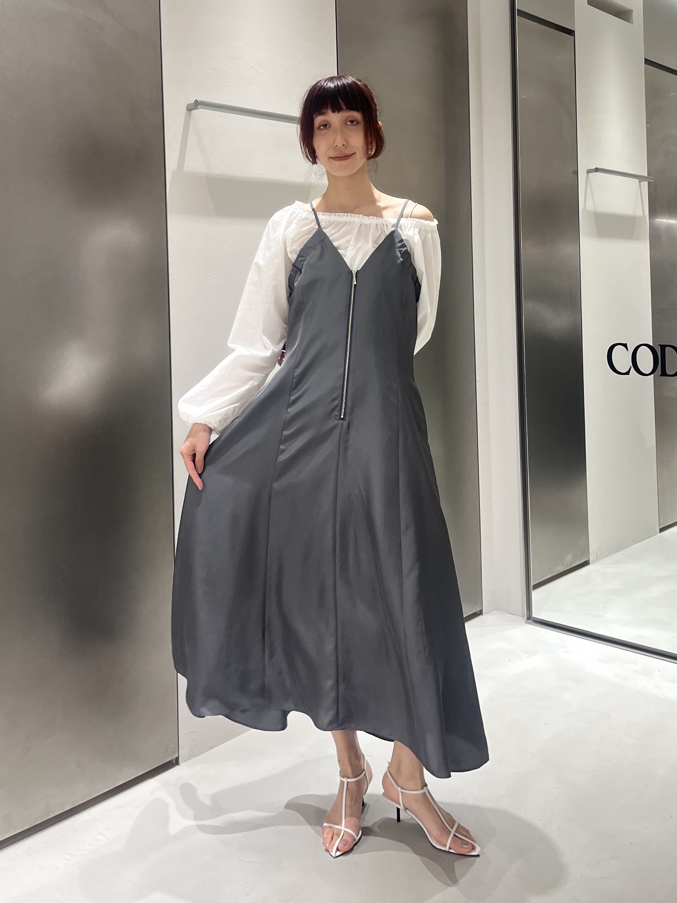 Rielさんの「CODE A｜belle gather blouse」を使ったコーディネート