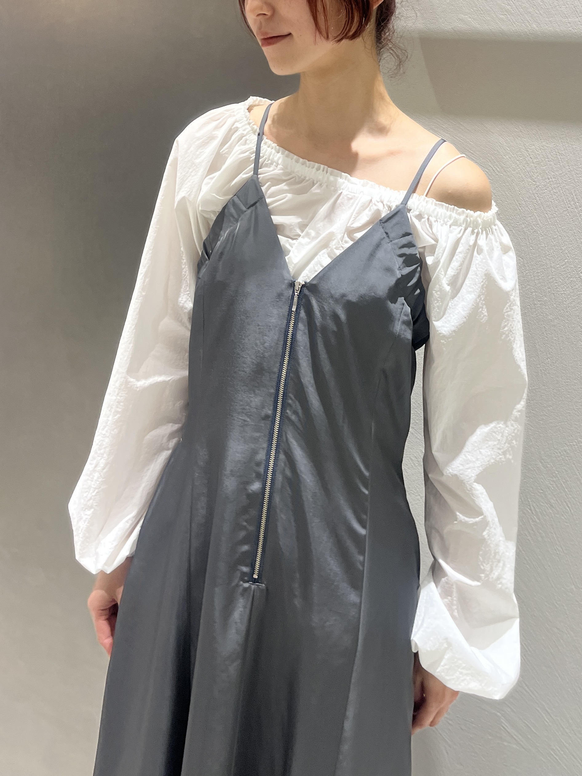 Rielさんの「CODE A｜belle gather blouse」を使ったコーディネート