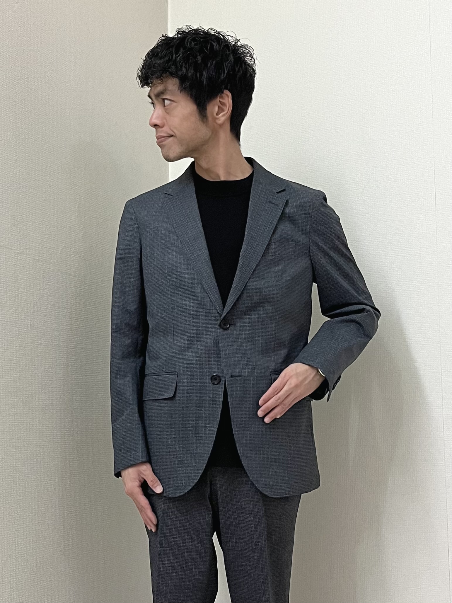 URAさんの「TAKEO KIKUCHI｜【通気性】ジャージ千鳥柄 ジャケット」を使ったコーディネート