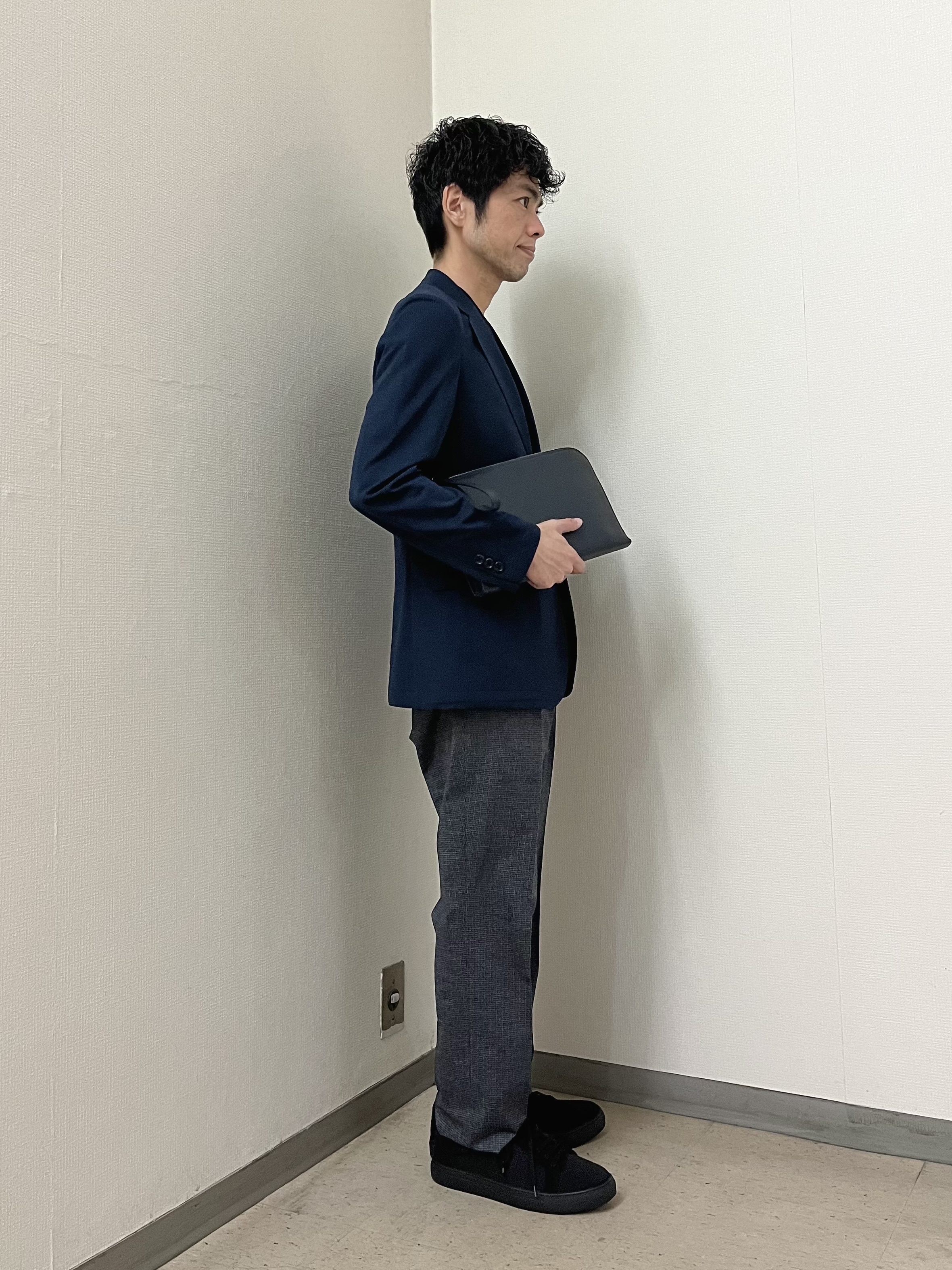 URAさんの「TAKEO KIKUCHI｜【Begin5月号掲載/通気性】トリコットサッカー ジャケット」を使ったコーディネート
