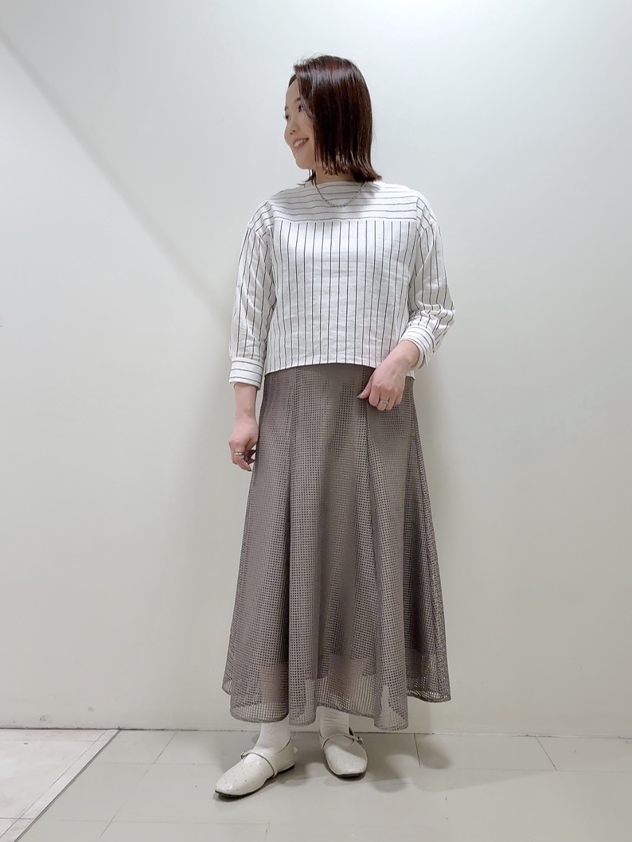 YUIさんの「UNTITLED｜◆【洗える/6分袖】ボートネックブラウス」を使ったコーディネート