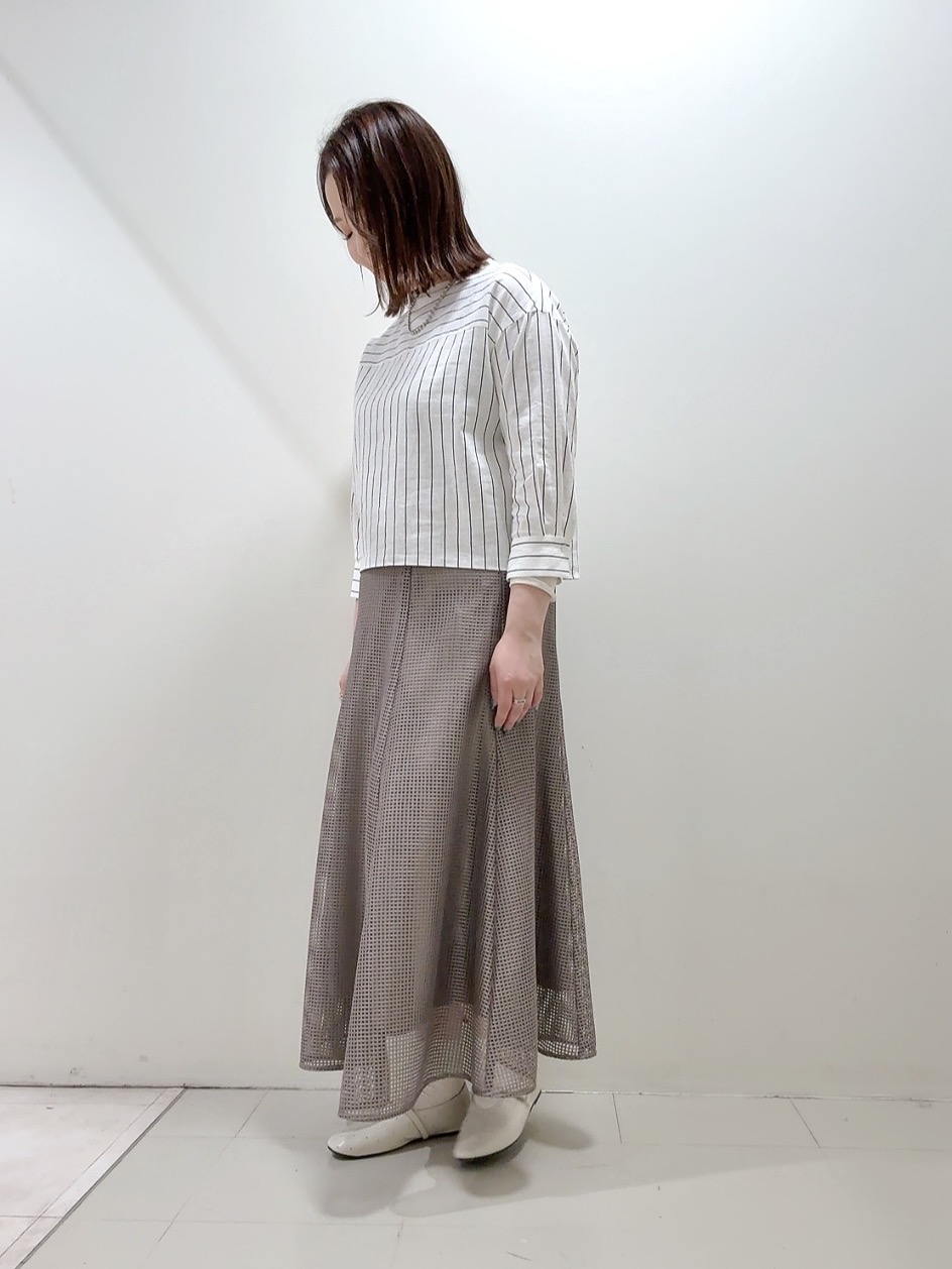 YUIさんの「UNTITLED｜◆【洗える/6分袖】ボートネックブラウス」を使ったコーディネート
