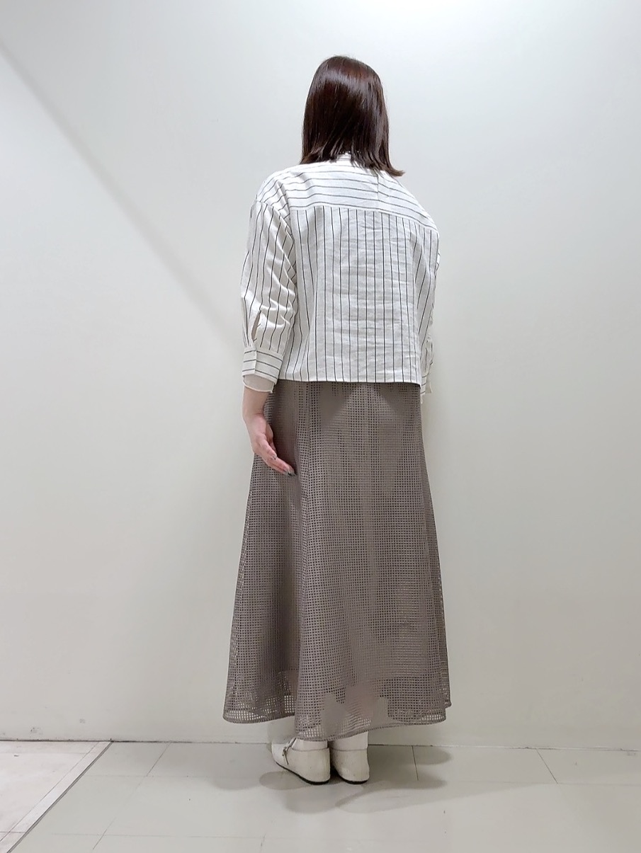 YUIさんの「UNTITLED｜◆【洗える/6分袖】ボートネックブラウス」を使ったコーディネート