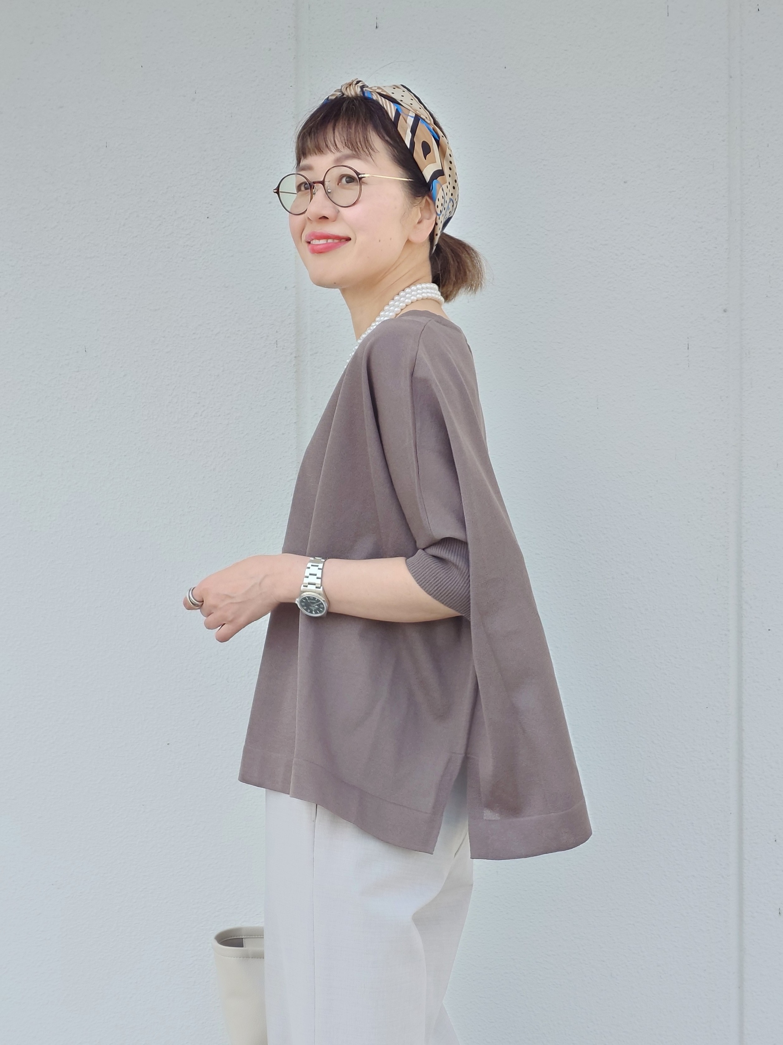 MUTSUKOさんの「UNTITLED｜【アンサンブル可/洗える】シアーレーヨンニット」を使ったコーディネート