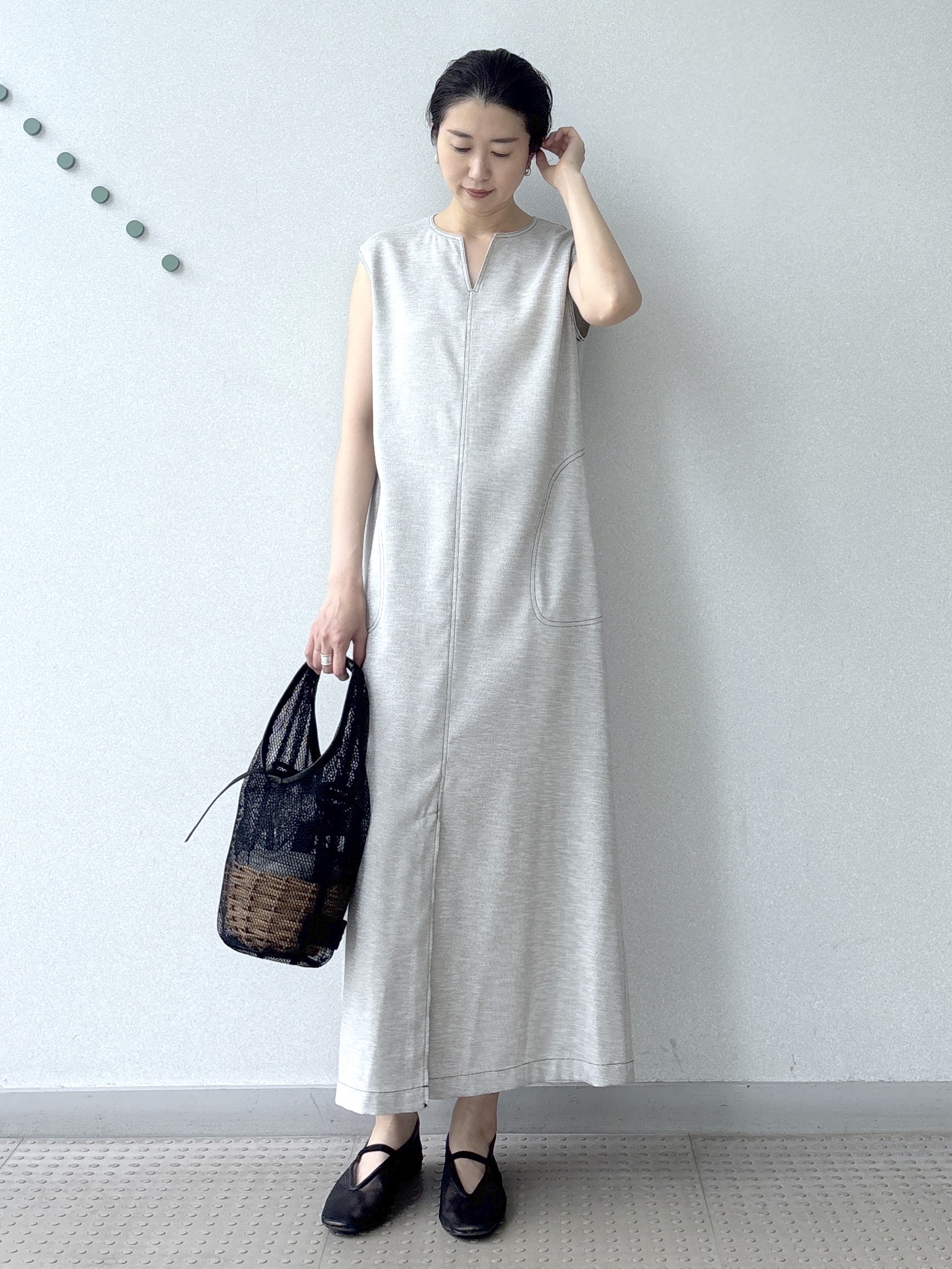 saitoさんの「DRESSTERIOR｜【セットアップ可/UVカット/接触冷感/吸水速乾】ウォッシャブル Iラインワンピース」を使ったコーディネート