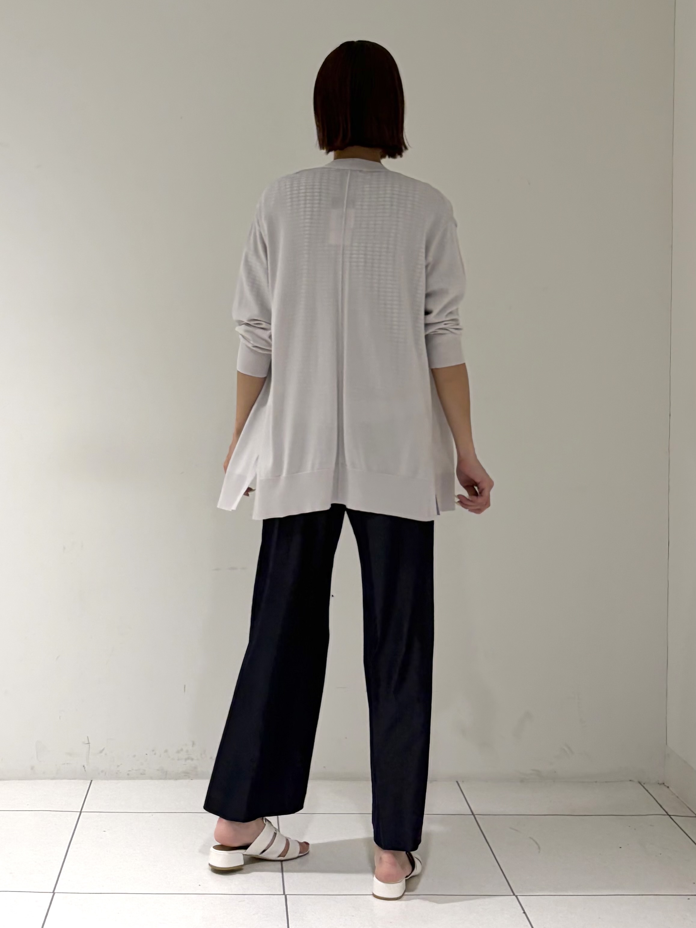 shioriさんの「INDIVI｜【洗える／上品】きれいめ着流しカーディガンニット」を使ったコーディネート