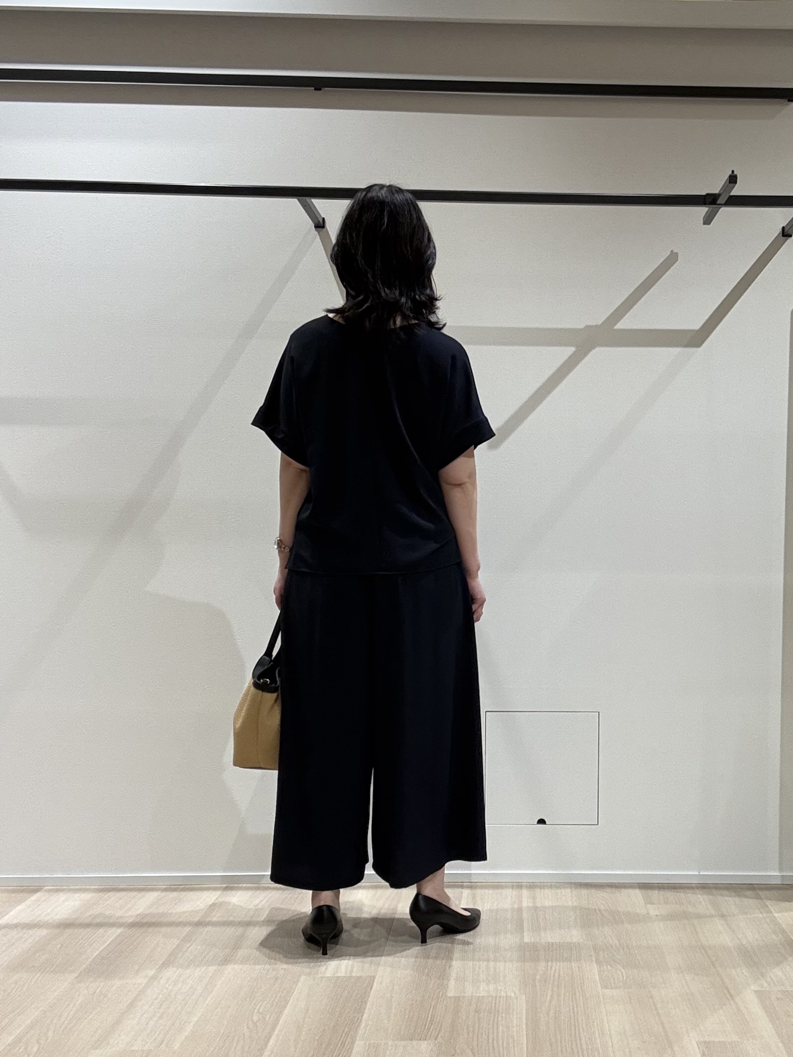 yさんの「UNTITLED｜【セットアップ可/UVカット/前後2WAY】リラクシーフレンチスリーブブラウス」を使ったコーディネート
