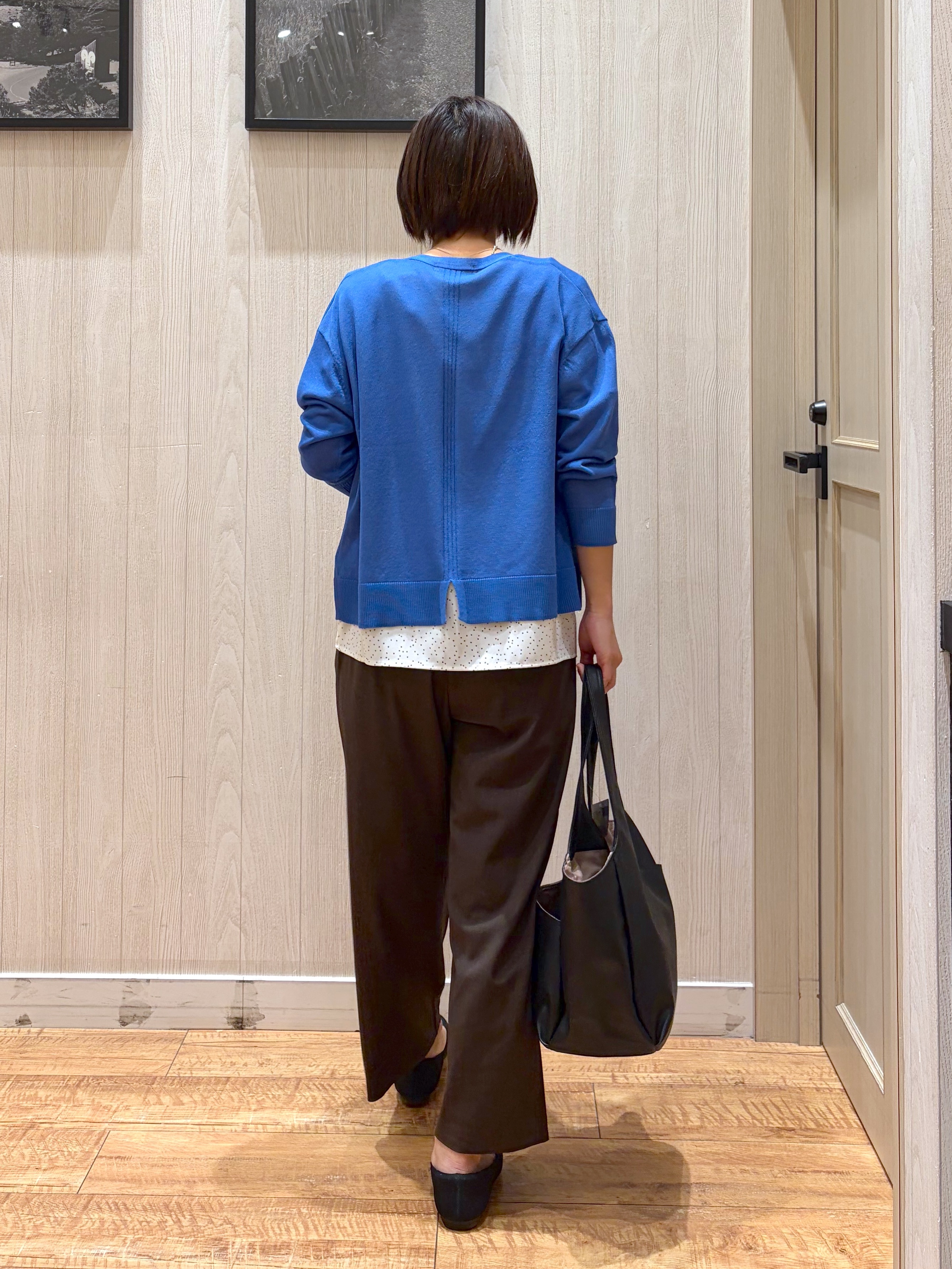 shirayuuuさんの「SHOO･LA･RUE｜【洗濯機可/S-LL】オンにもオフにも マルチに使えるボタンレスカーディガン」を使ったコーディネート
